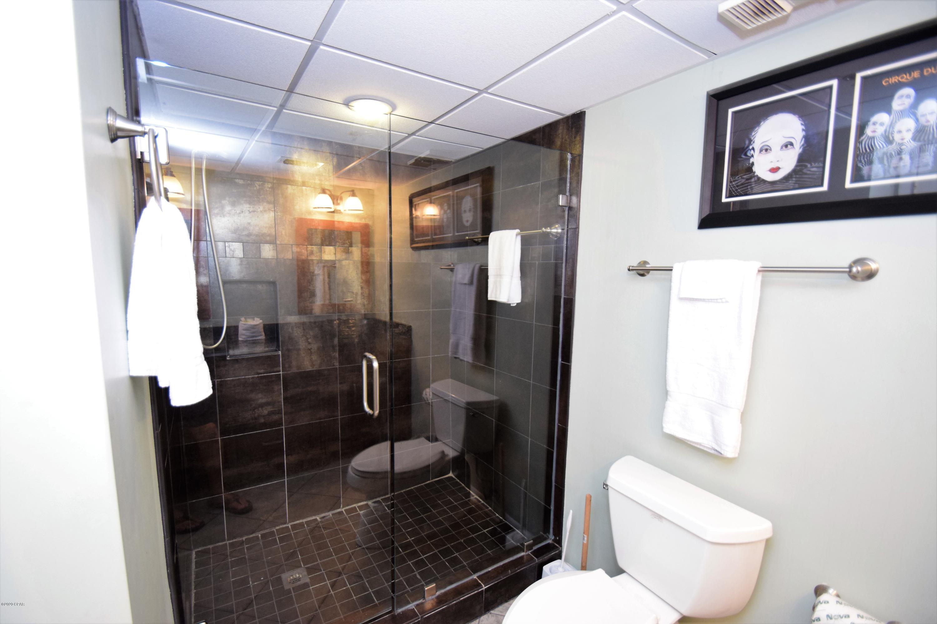 Long Beach Towers III - Residential