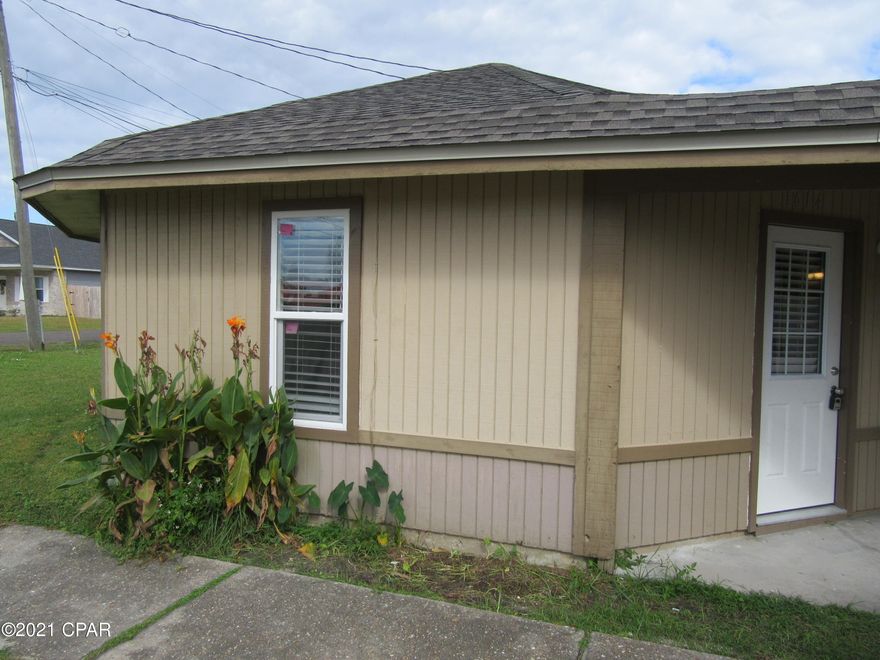 Newly renovated 2 bedroom 1 bath octagon apartment with tile floors and ceiling fans throughout. All property sizes and ages are approximate, please measure and/or verify if important.

School assignments are subject to change, please check with Bay County for most accurate information.

Deposit is the same as the rent. Pets allowed with owner approval and NON REFUNDABLE pet fee applies per pet. Breed restrictions apply.