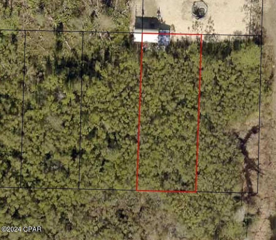Homestead Lot or Investor Opportunity. The Green Hills subdivision in Fountain is country living with the convenience of a short drive to Panama City. R-2 Zoning. Manufactured Homes allowed.