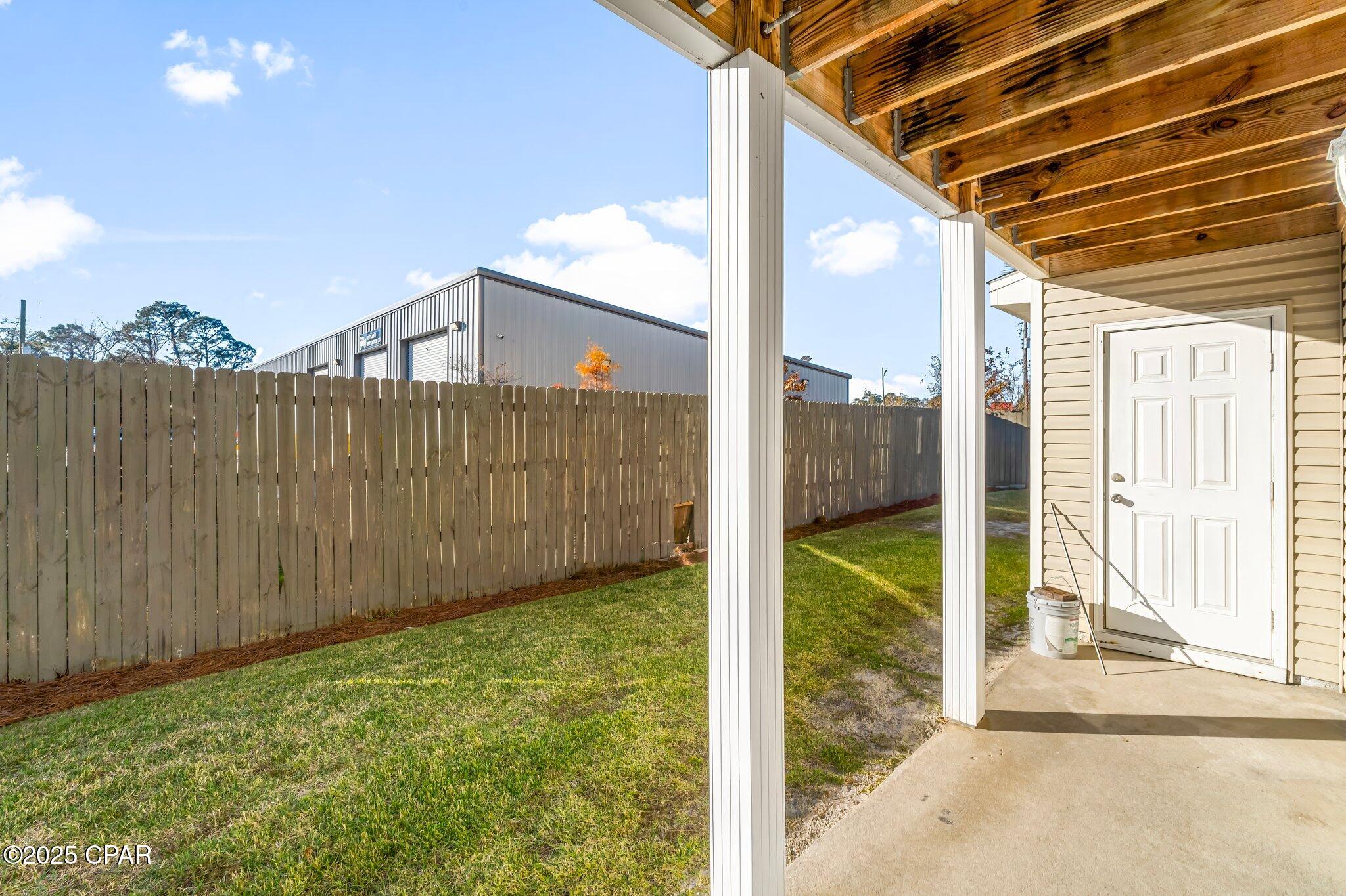 [No Recorded Subdiv] - Residential Lease