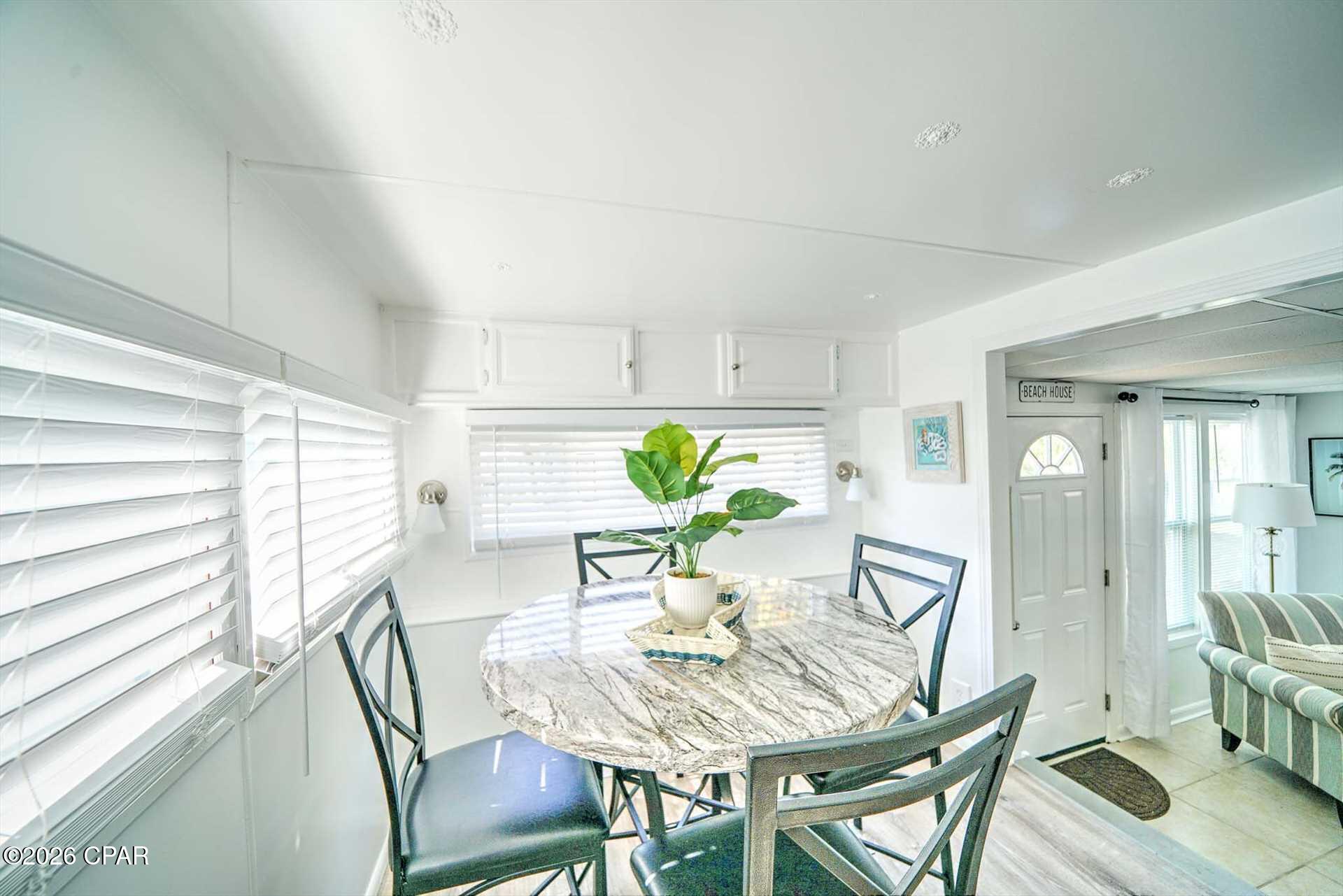 Venture Out Travel Trail - Residential