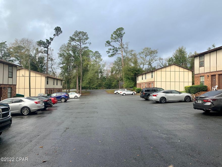 44 unit apartment complex on 4.43 acres. Entered for comps.