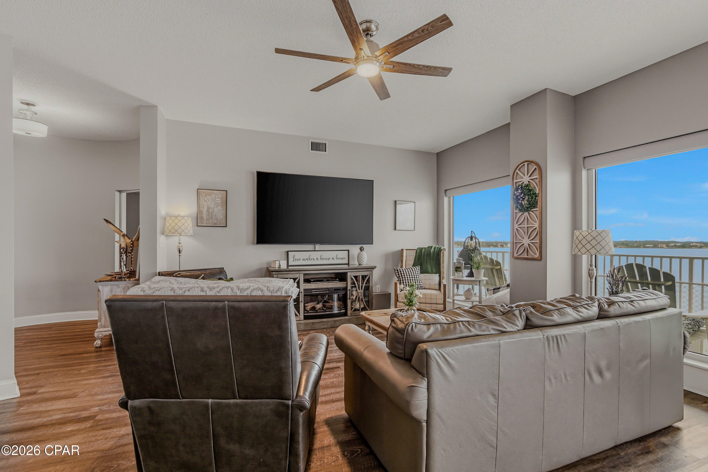 1600 Marina Bay Drive 606