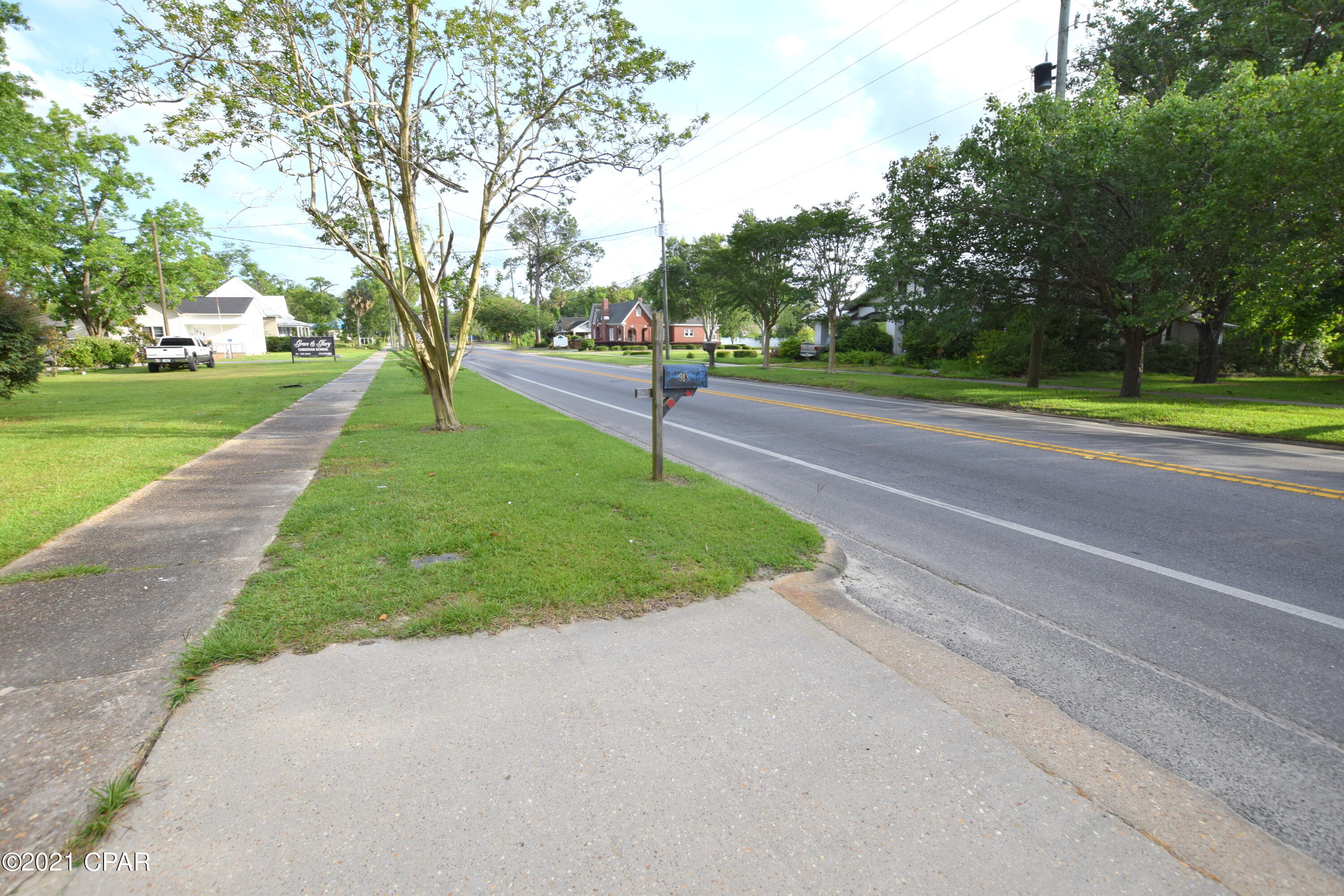 [No Recorded Subdiv] - Commercial Sale