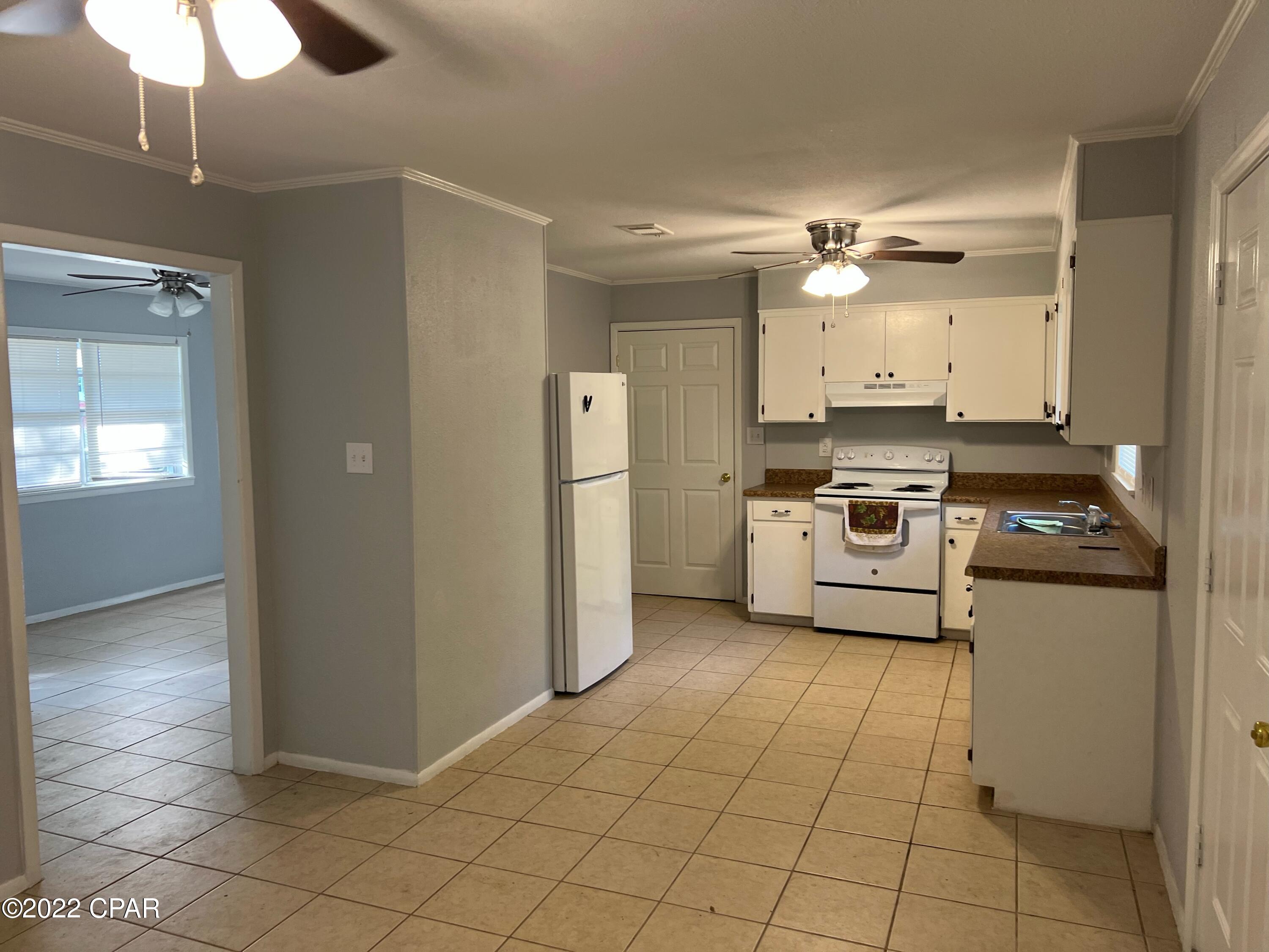 [No Recorded Subdiv] - Residential Lease