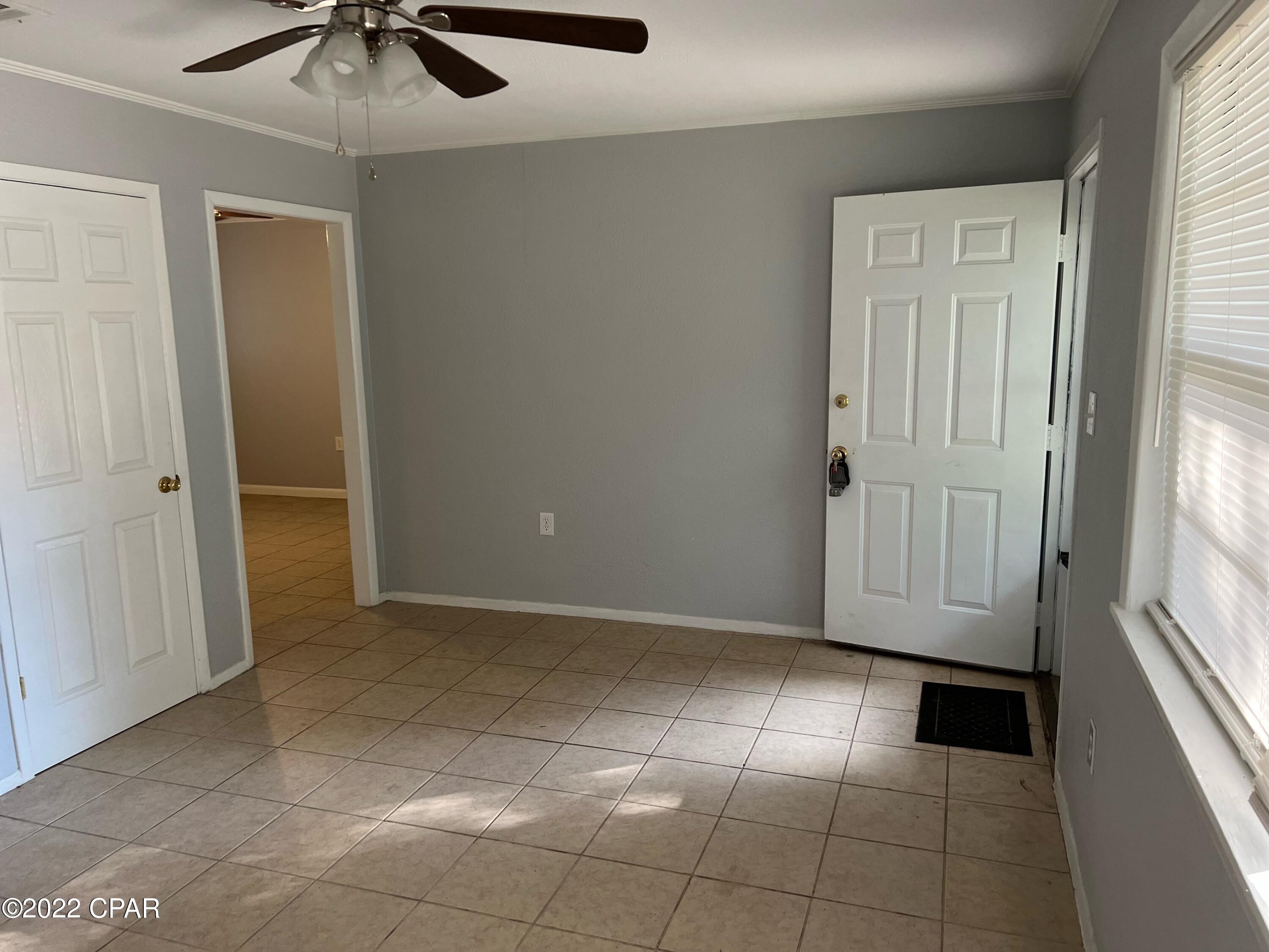 [No Recorded Subdiv] - Residential Lease