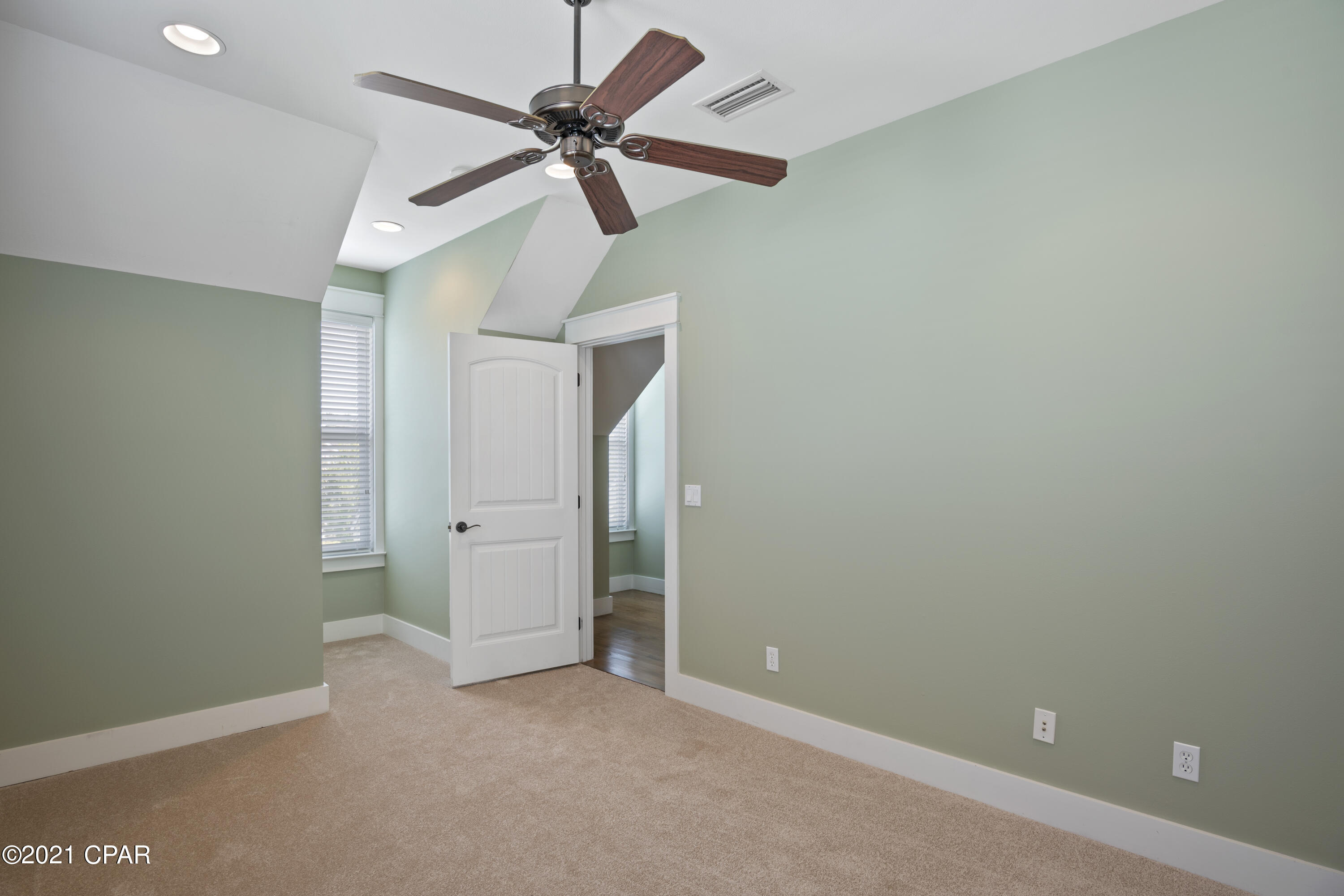 Harrison's Walk - Residential