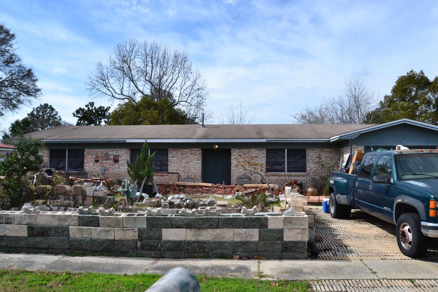 This is an AS IS opportunity. 

This is contractor/investor opportunity. The home has good bones and will need to be completely remodeled and renovated. Located in a great area, and close to everything, including Tyndall Airforce base. The home does have a lot of potential. Call to schedule your private showing.