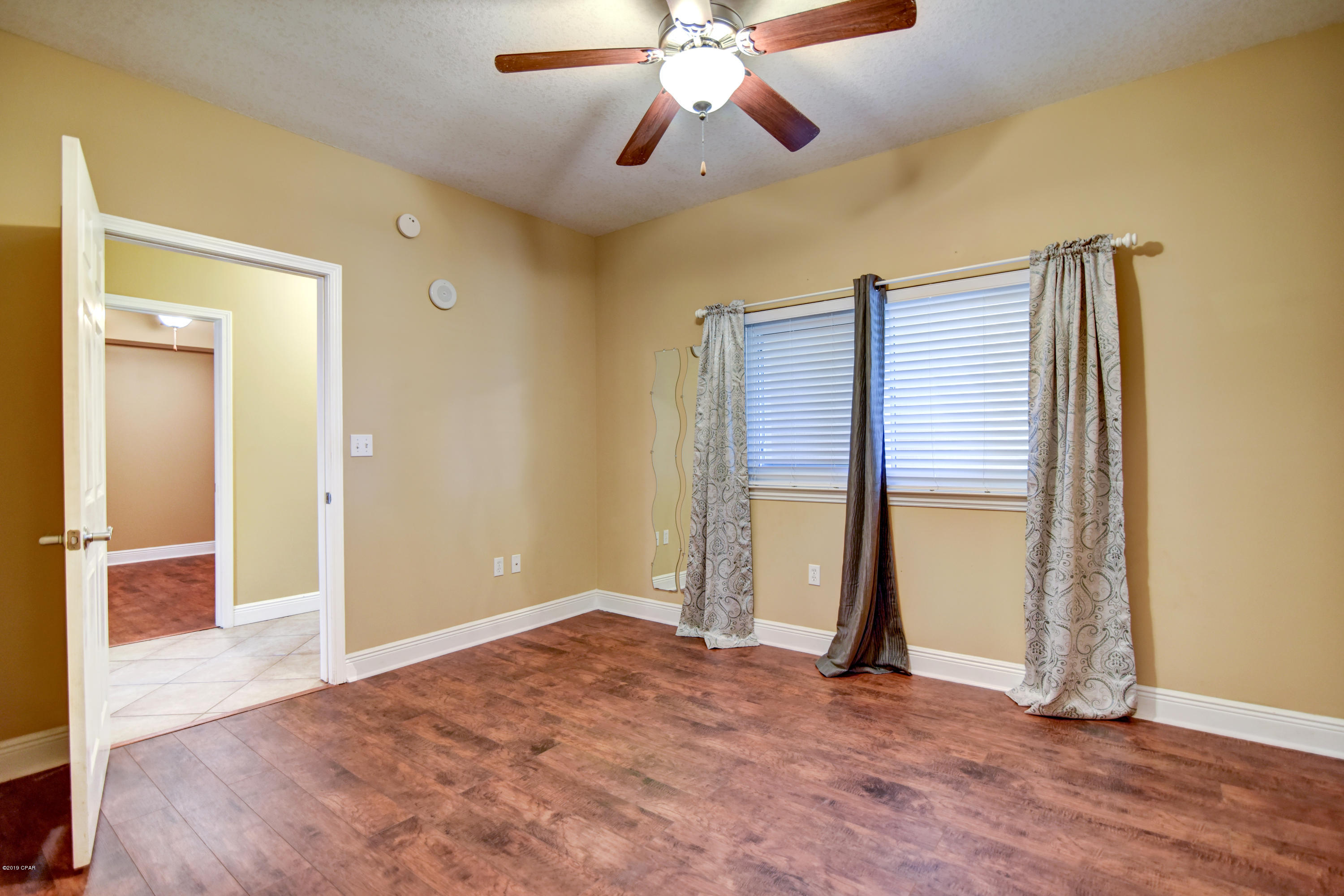 Magnolia Bay Club - Residential