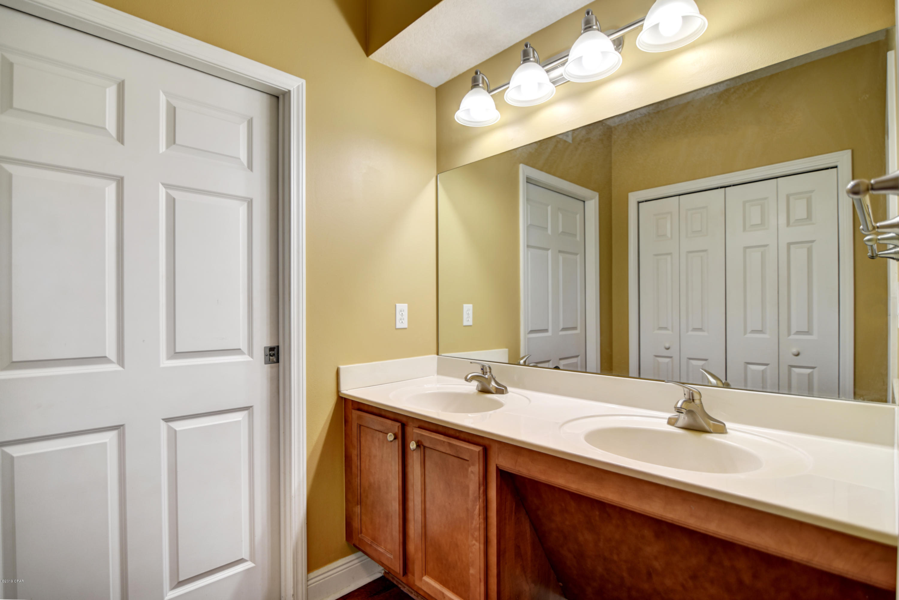 Magnolia Bay Club - Residential