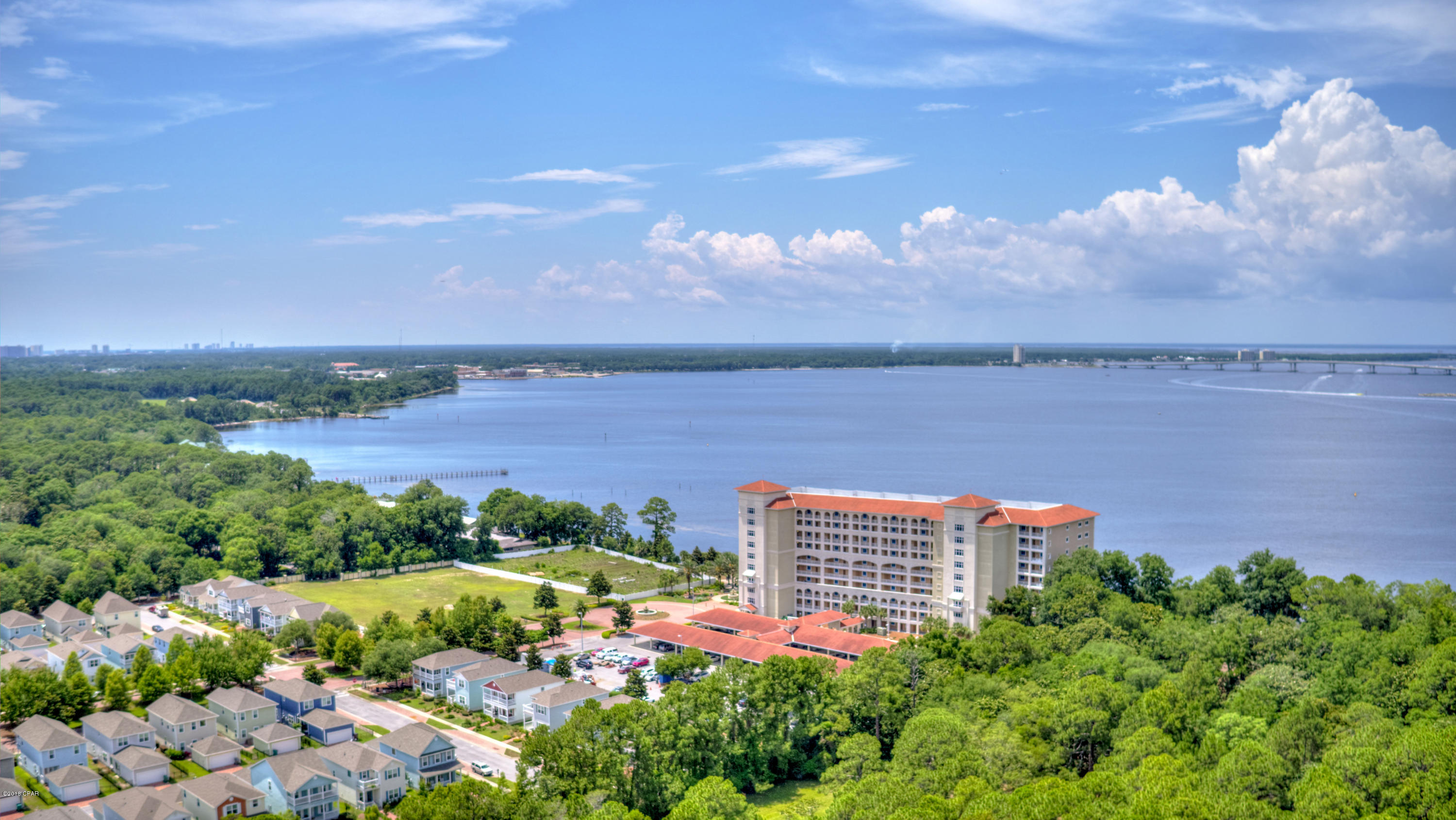 Magnolia Bay Club - Residential