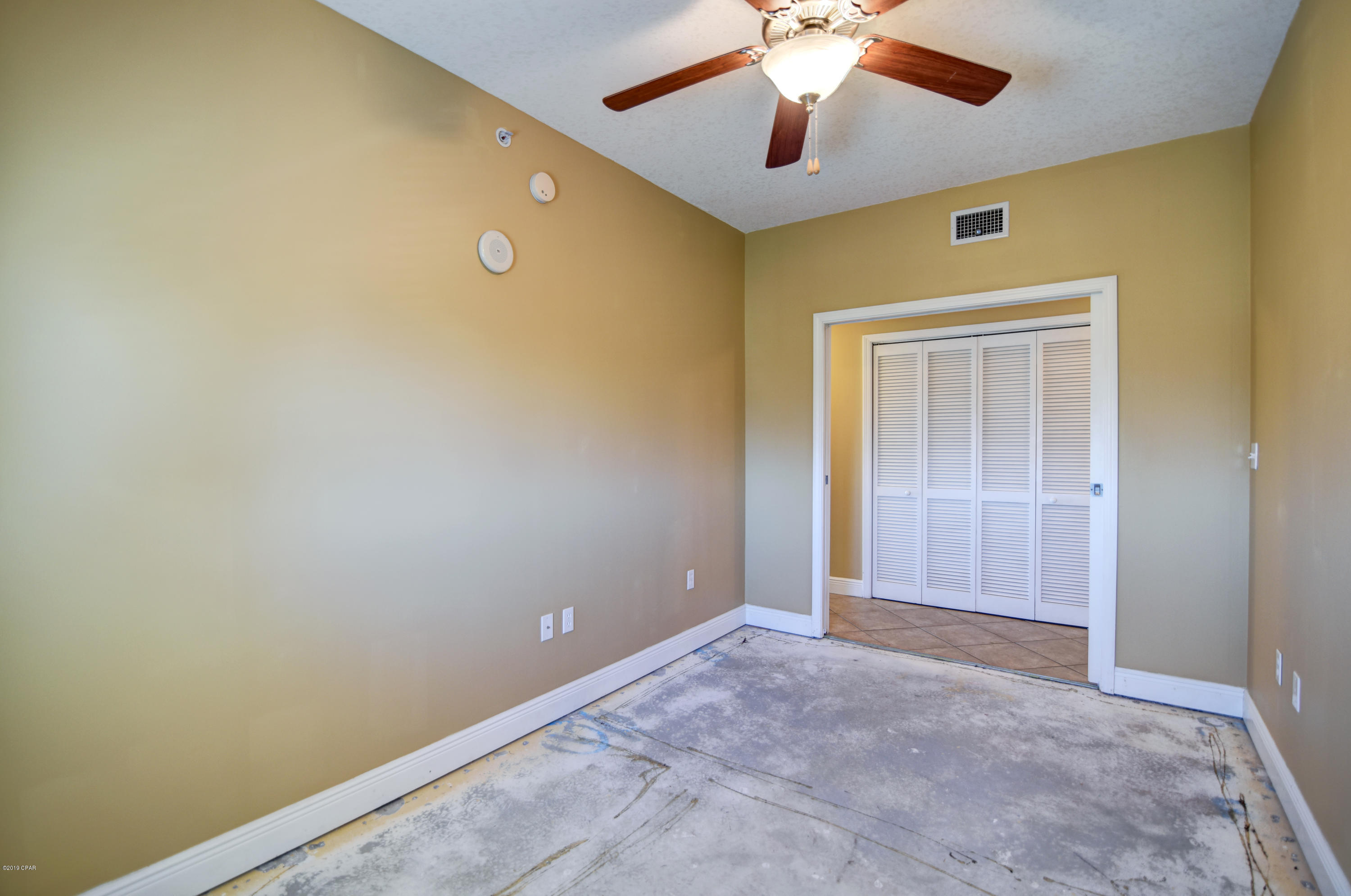 Magnolia Bay Club - Residential