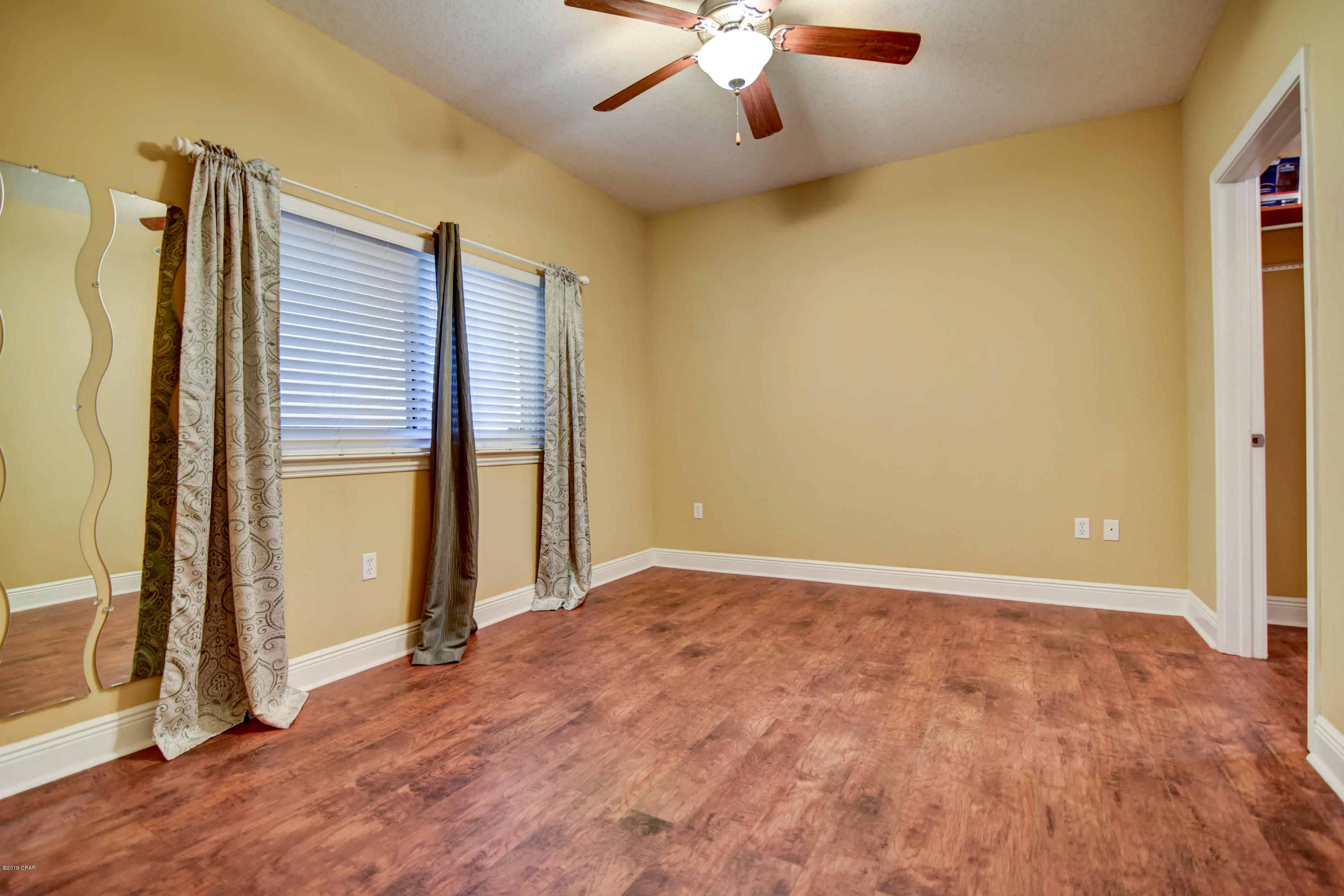 Magnolia Bay Club - Residential