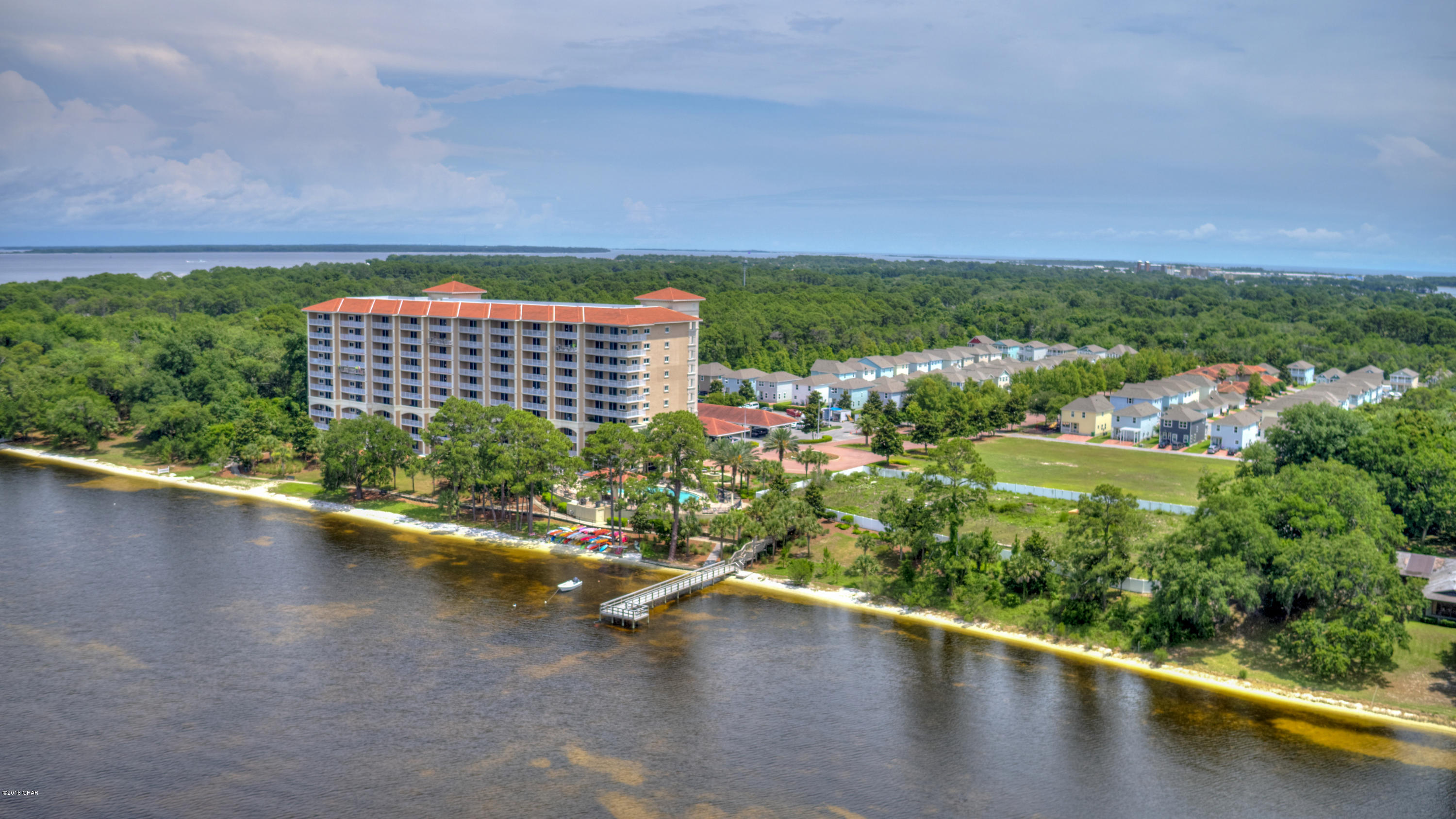 Magnolia Bay Club - Residential