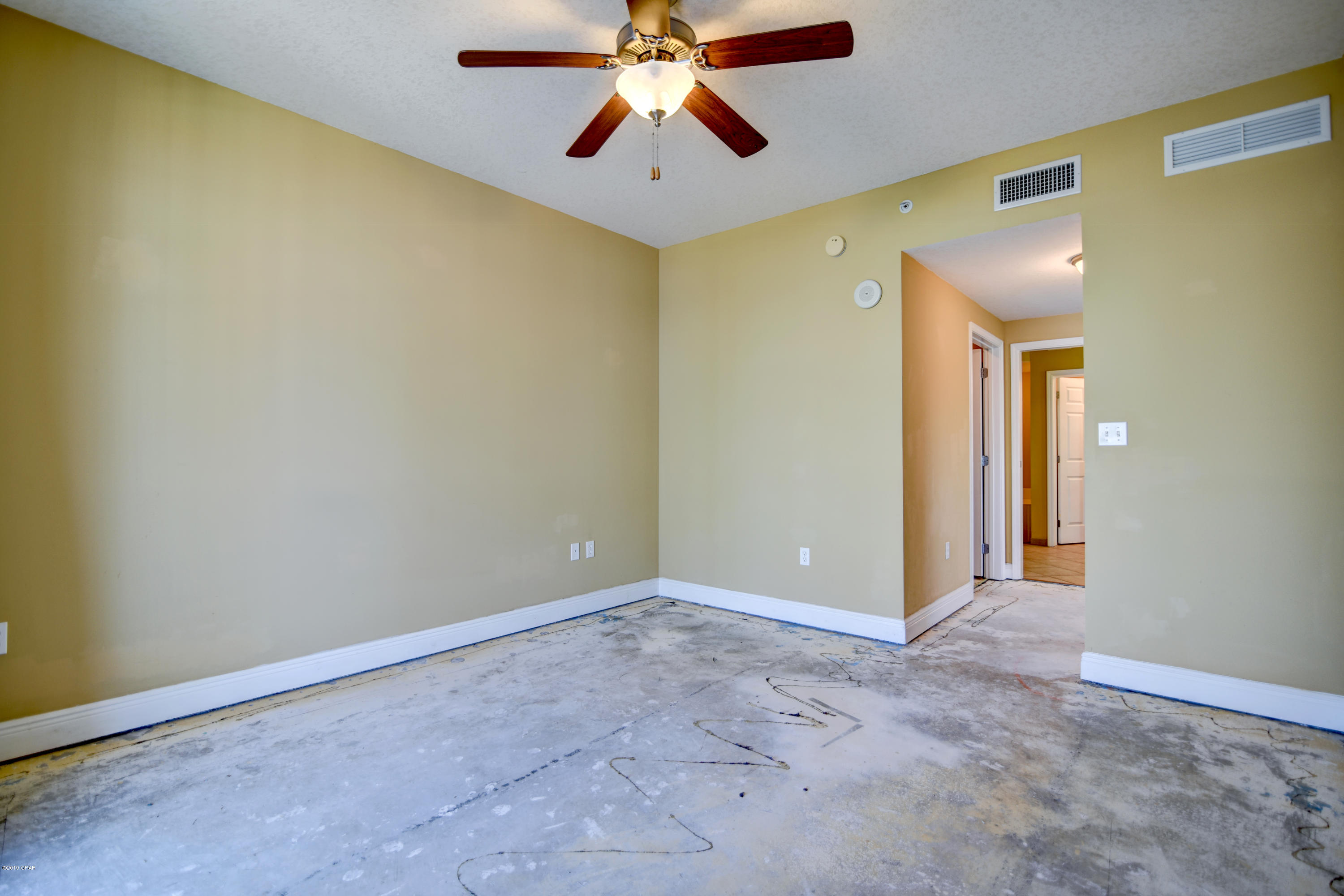 Magnolia Bay Club - Residential