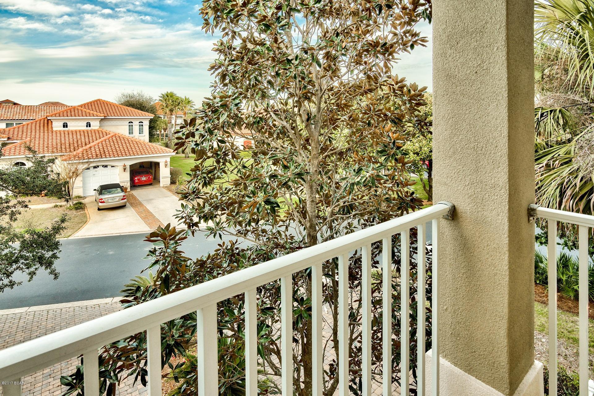 La Valencia Beach Resort - Residential