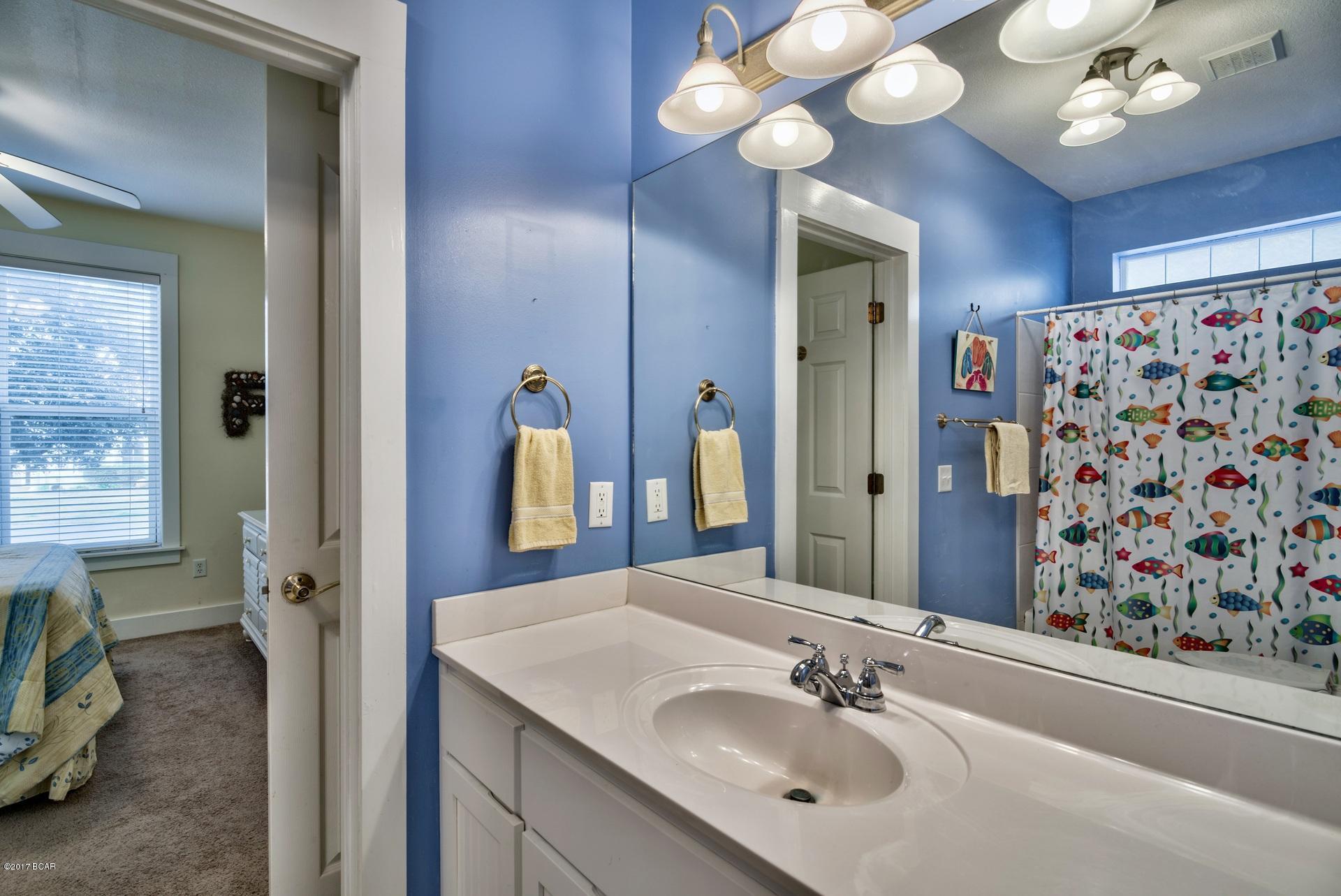 La Valencia Beach Resort - Residential