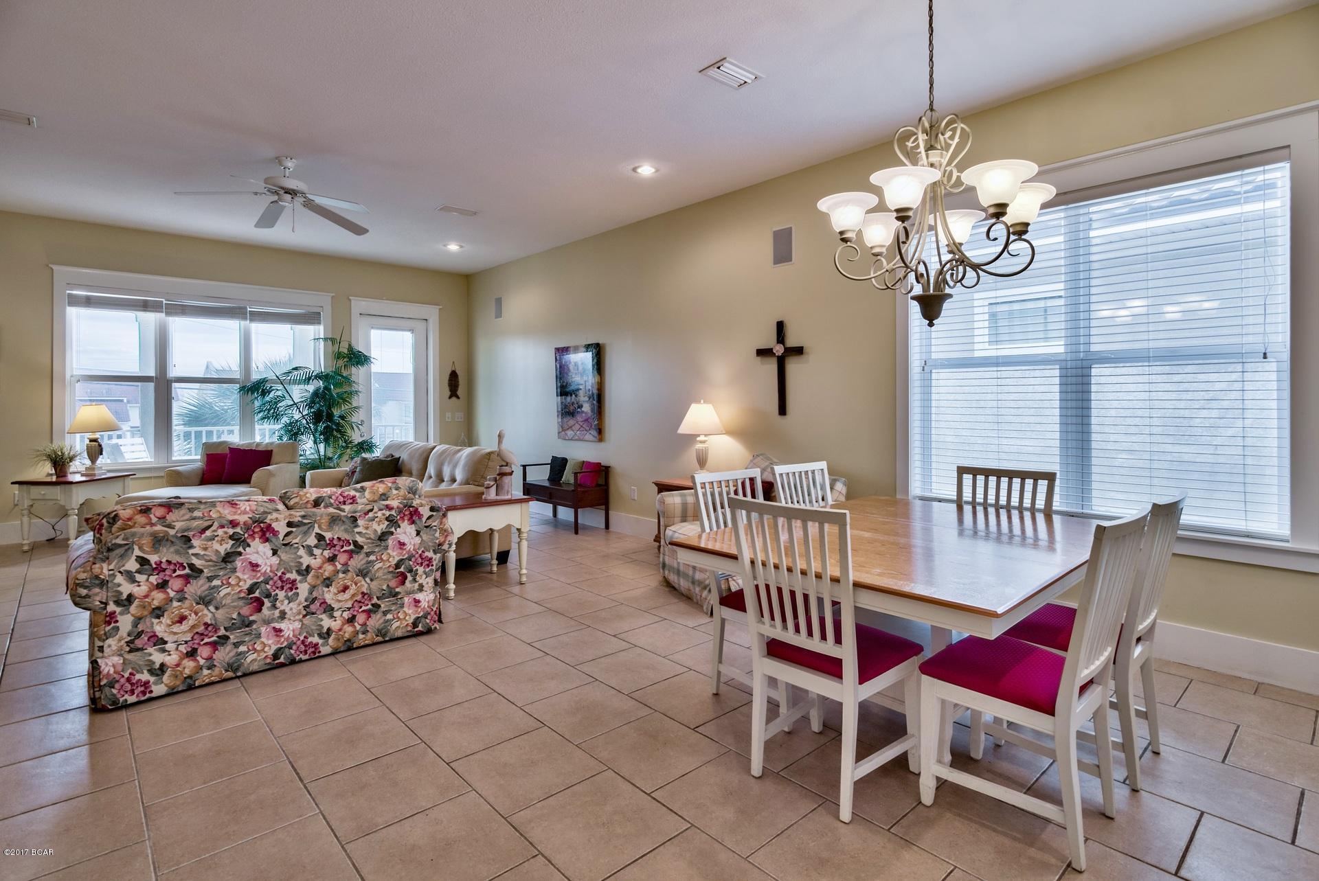 La Valencia Beach Resort - Residential