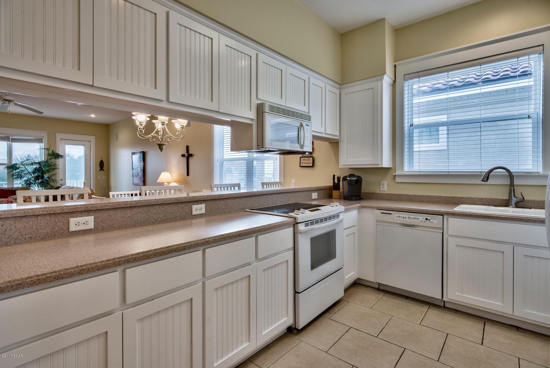 La Valencia Beach Resort - Residential