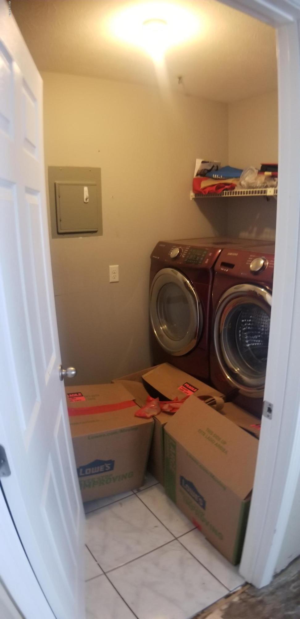 Venetian Villa - Residential