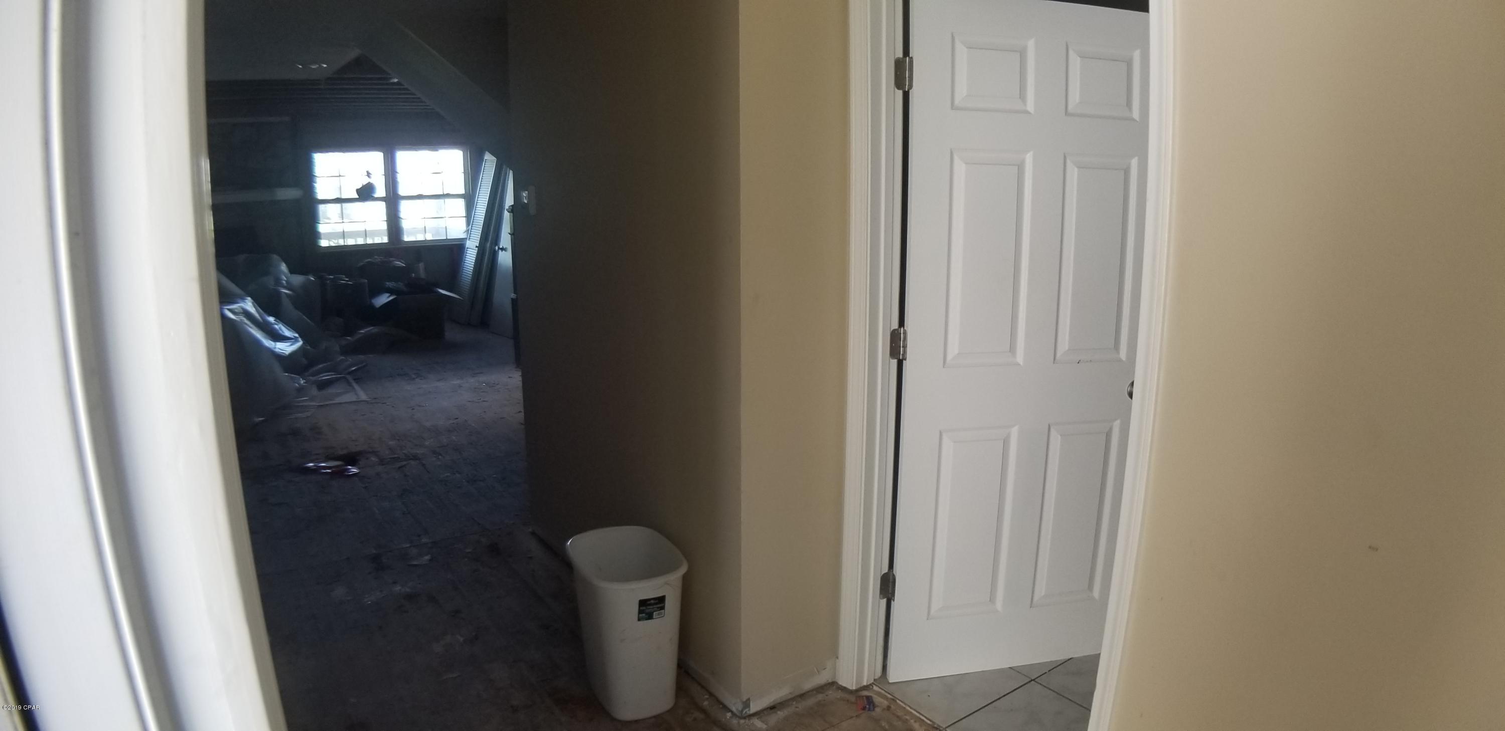 Venetian Villa - Residential