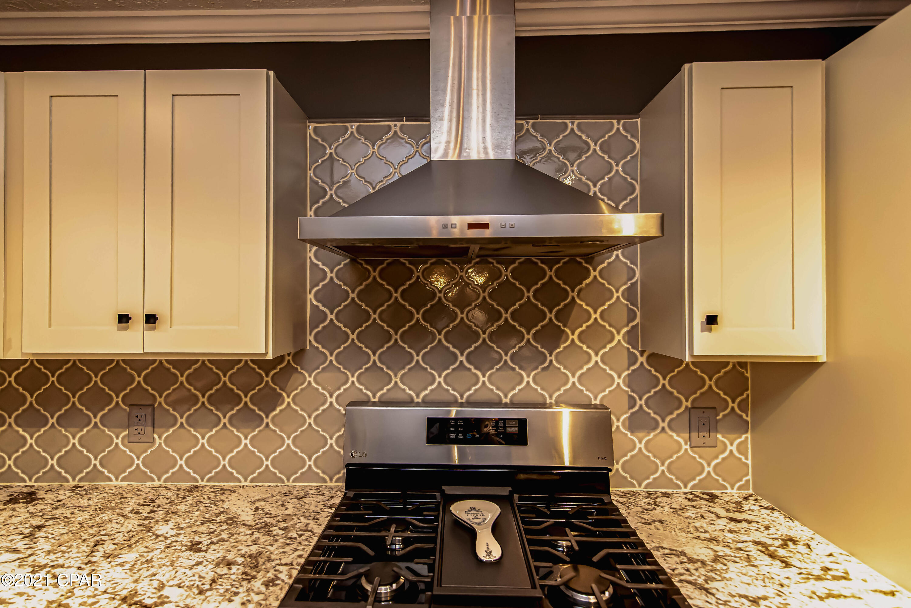 Imperial Oaks - Residential