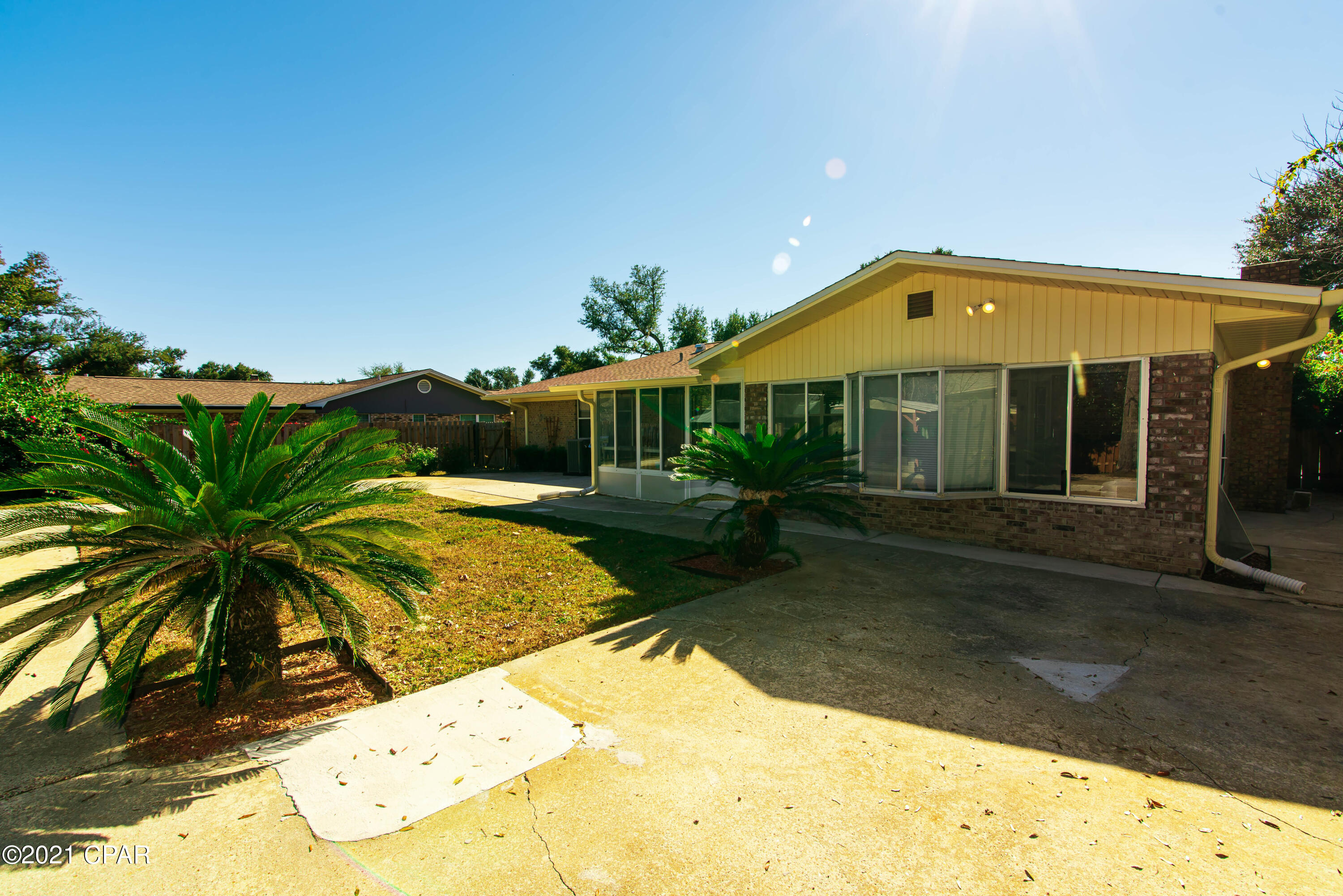 Imperial Oaks - Residential