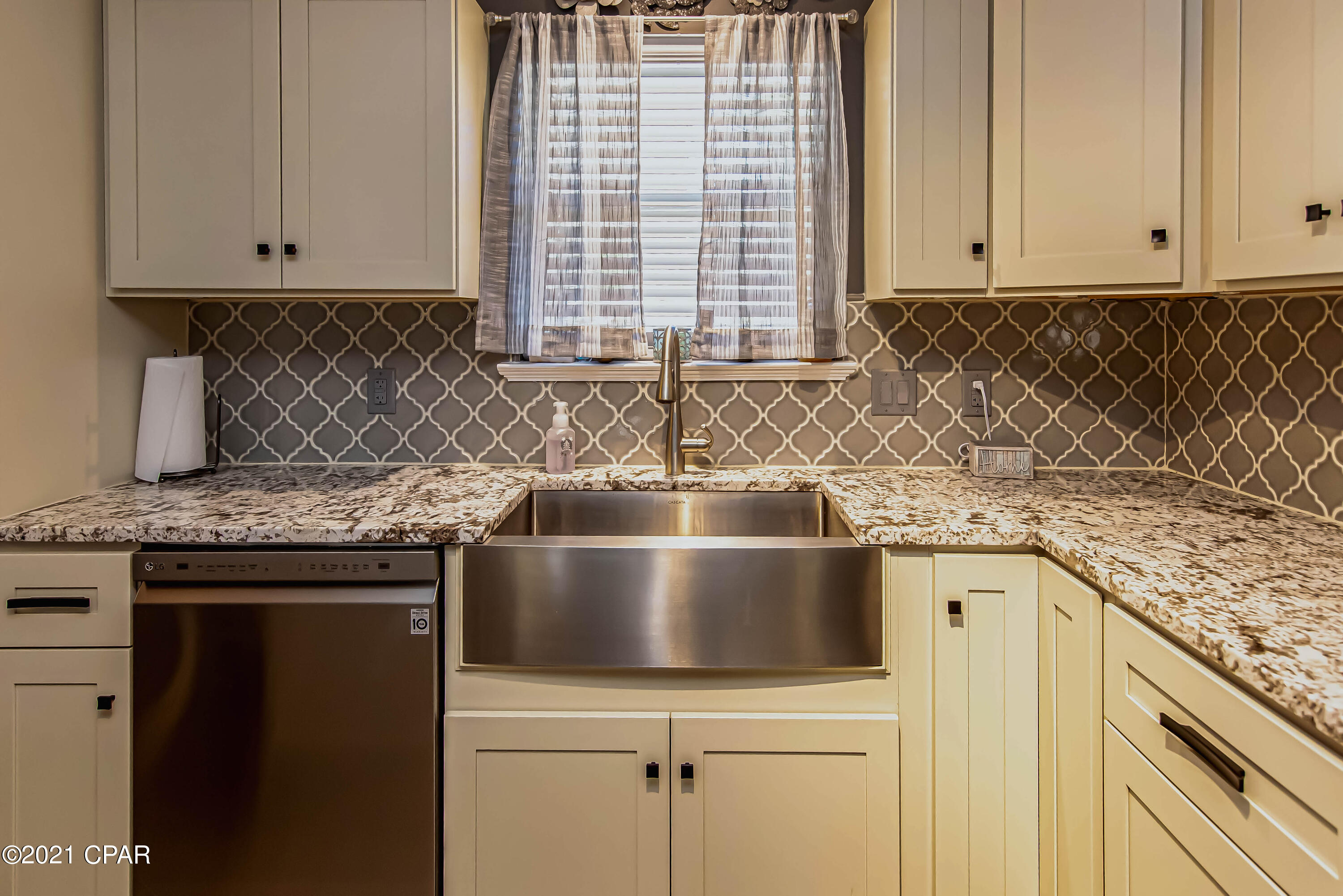 Imperial Oaks - Residential