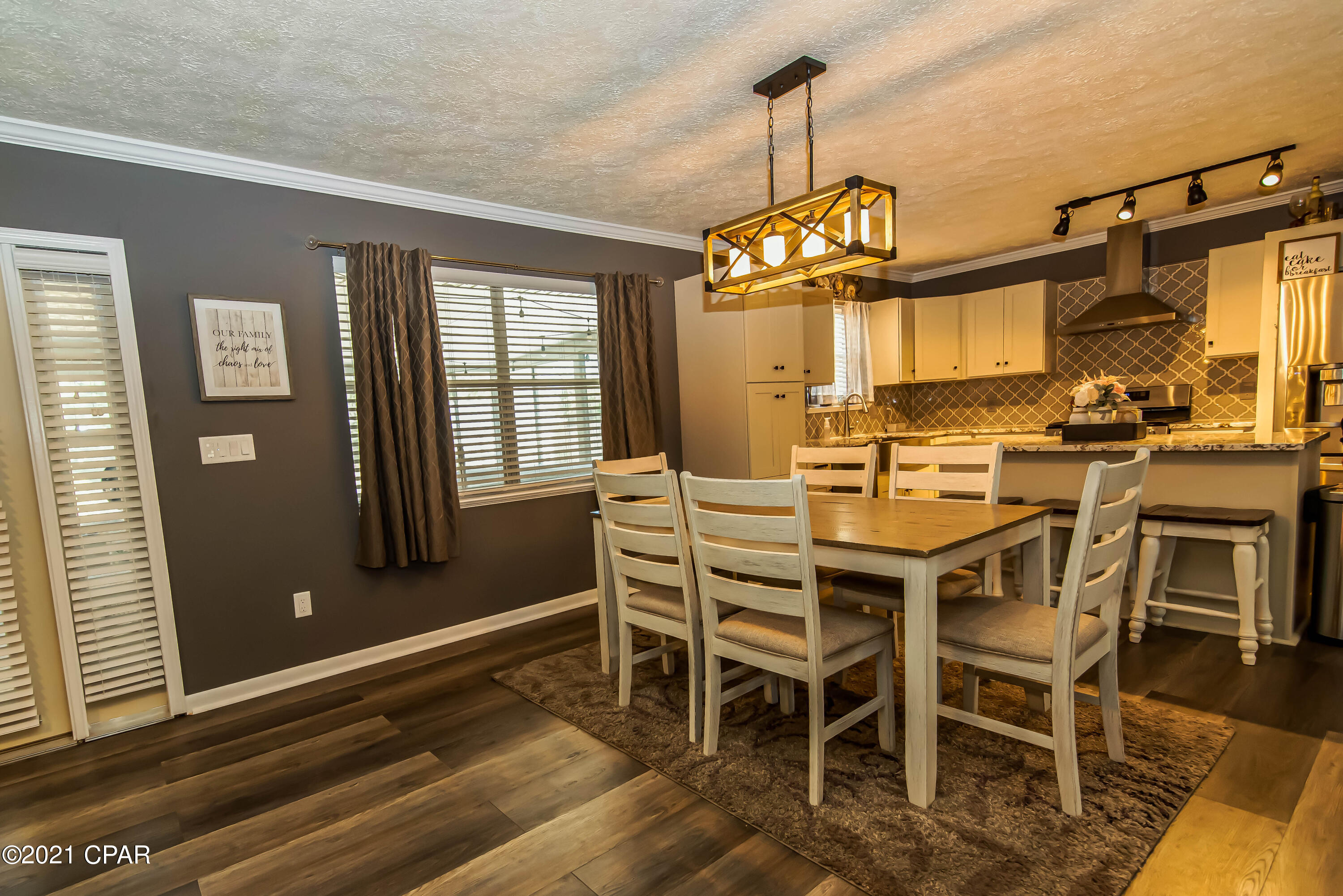 Imperial Oaks - Residential