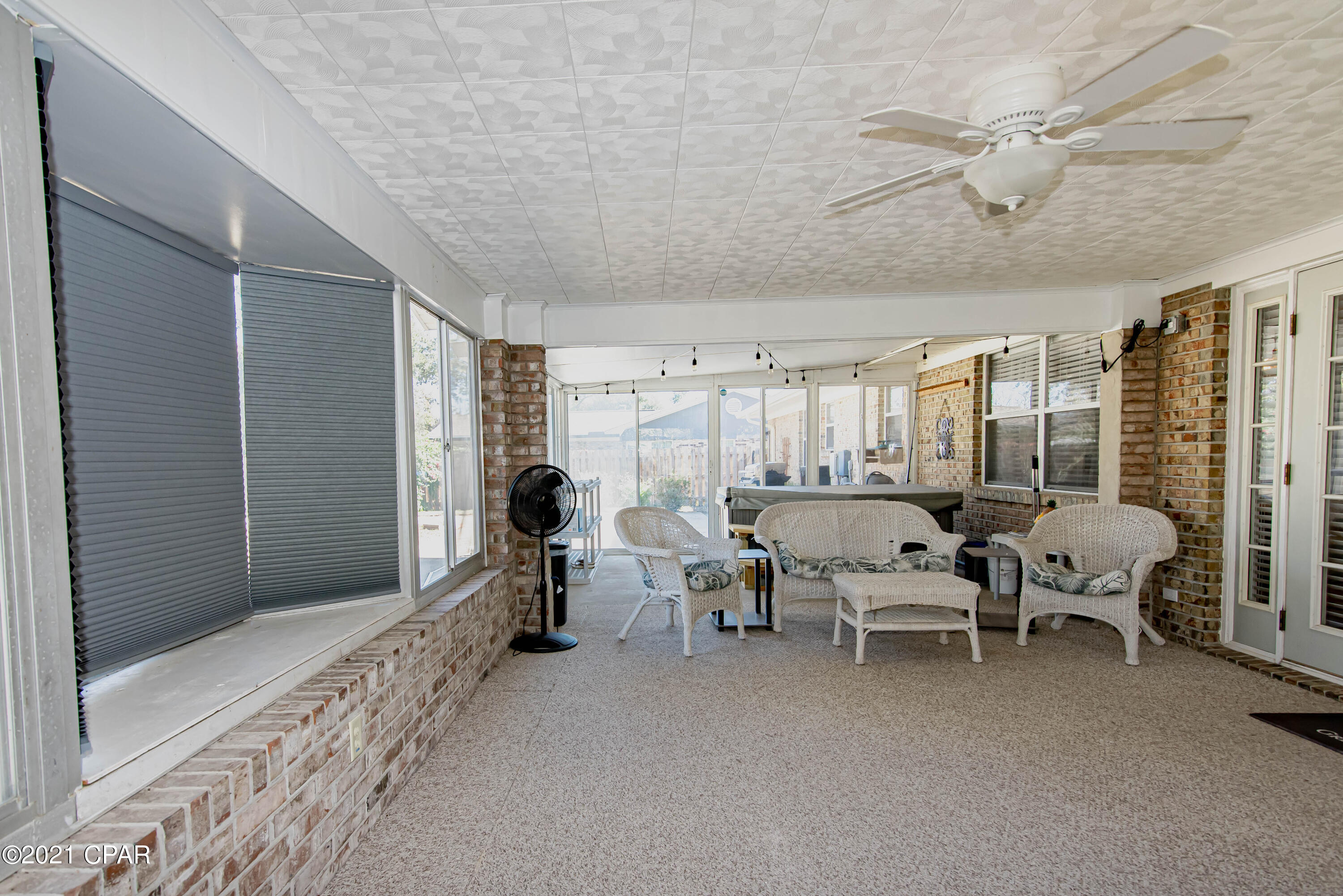 Imperial Oaks - Residential