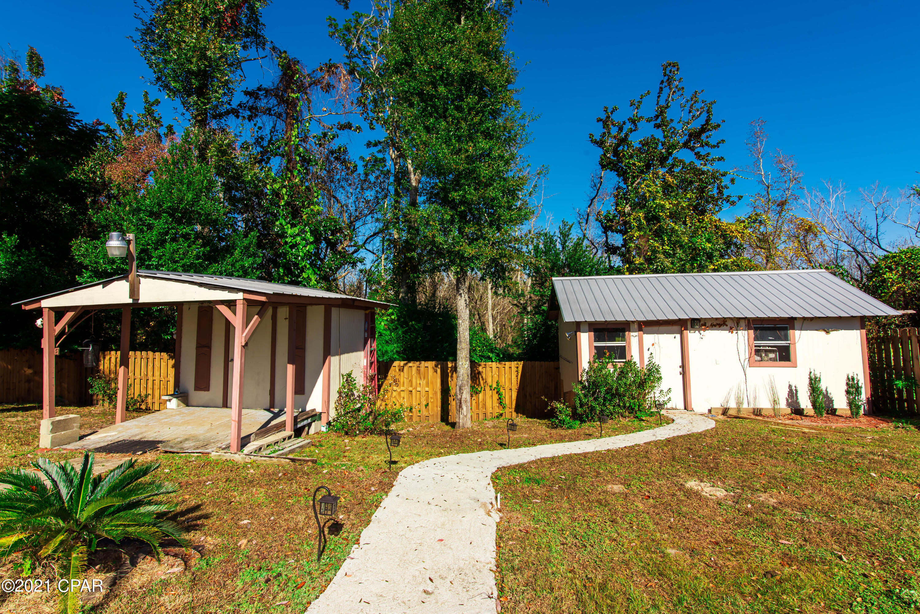 Imperial Oaks - Residential