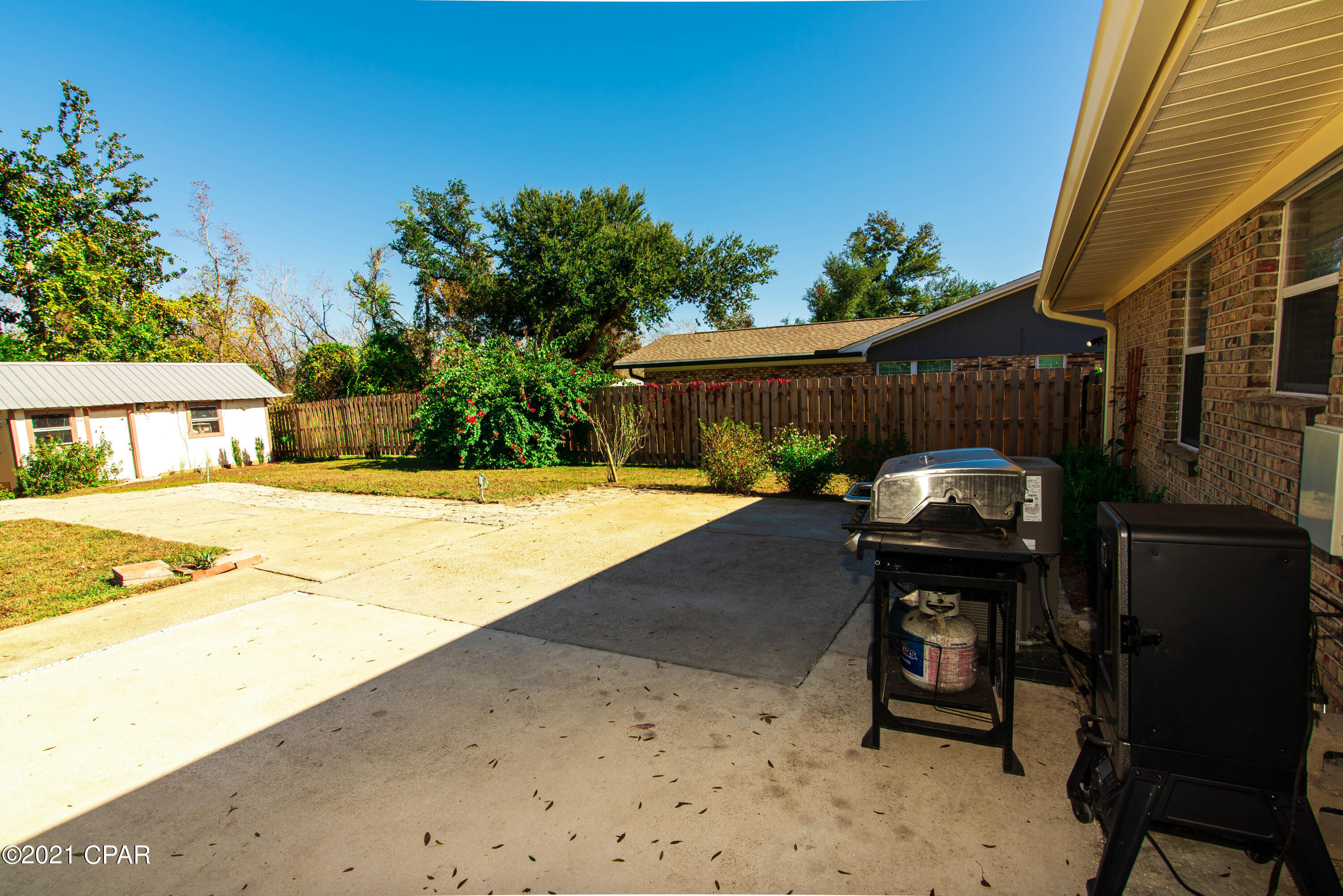 Imperial Oaks - Residential