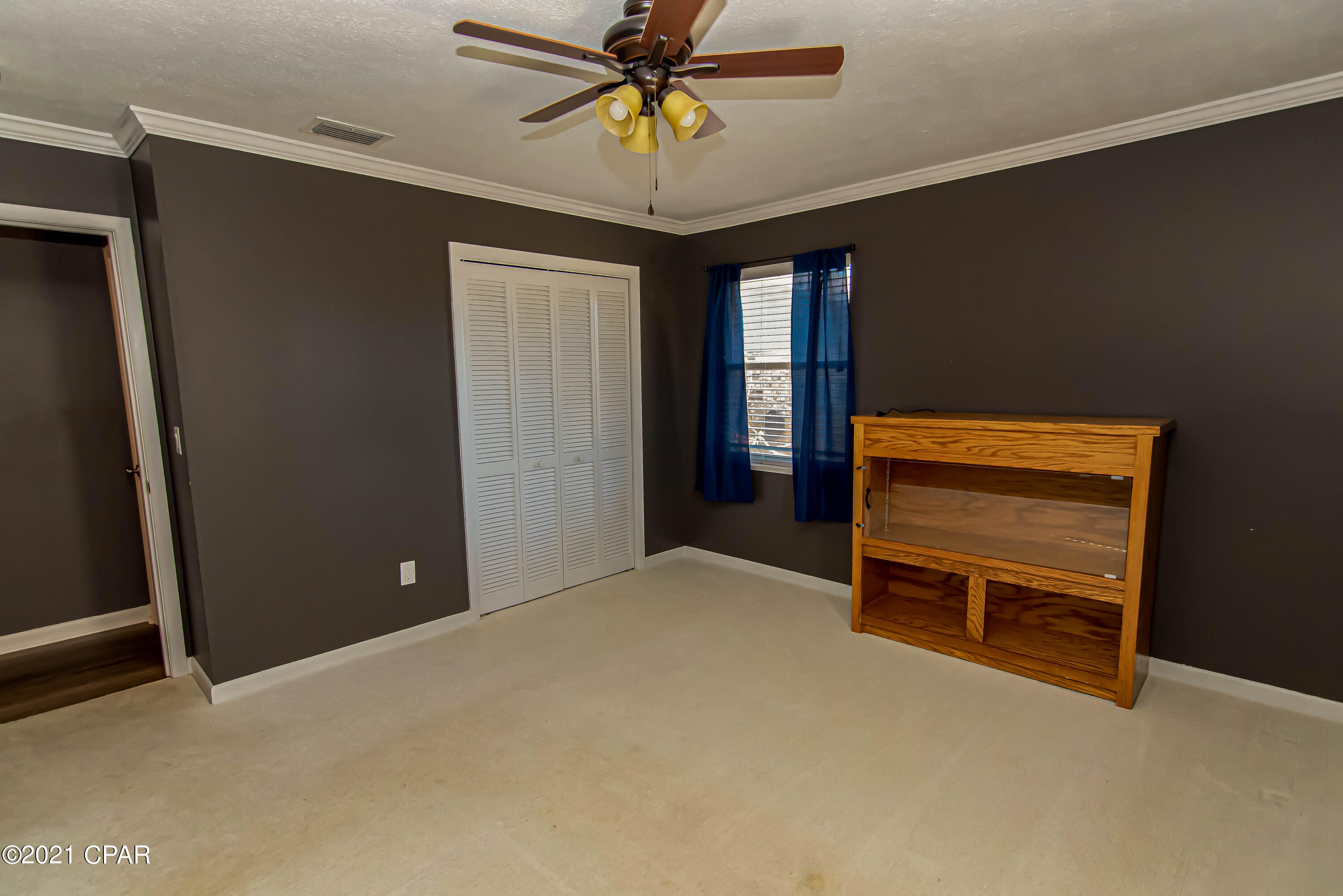 Imperial Oaks - Residential