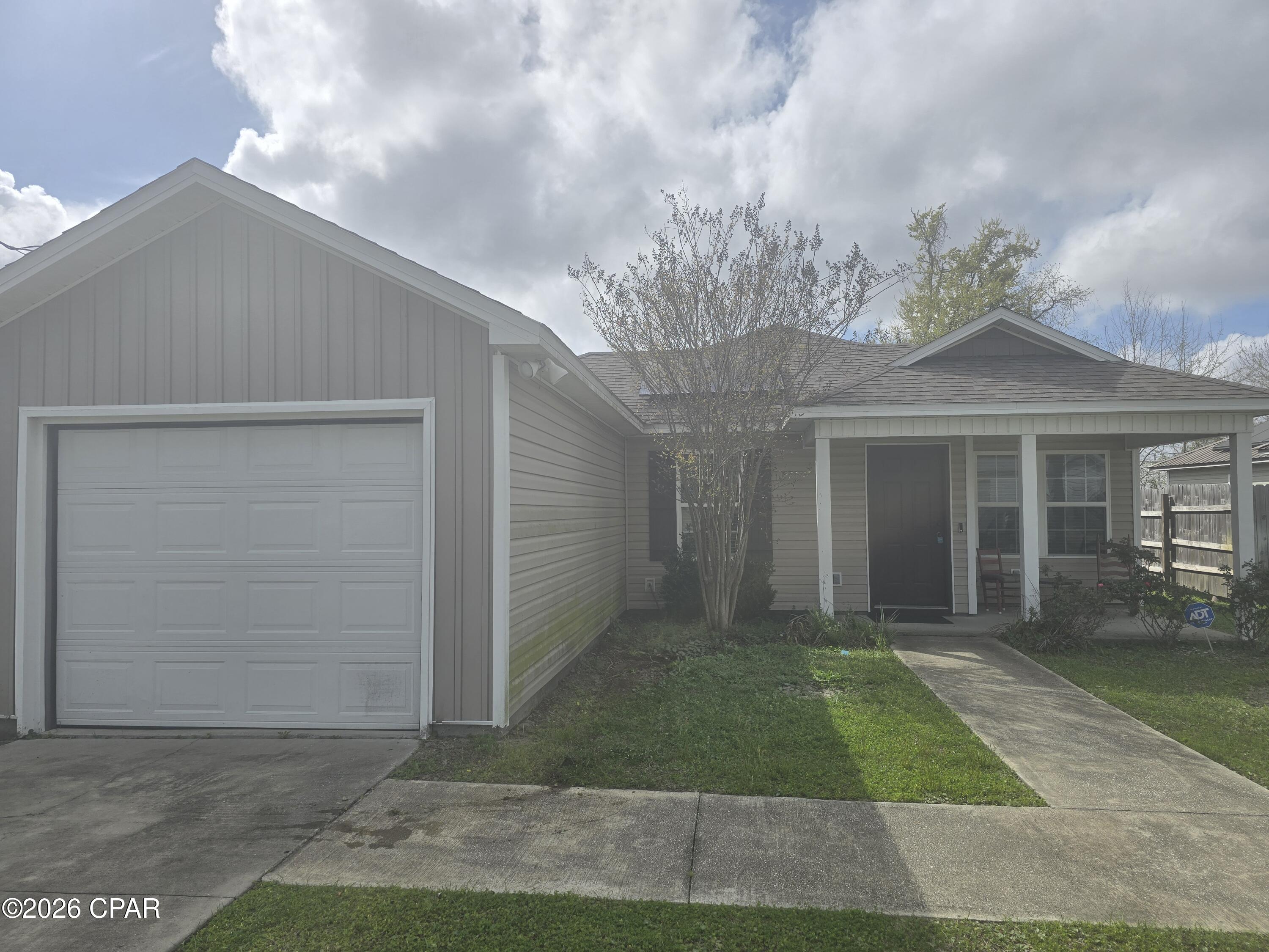 [No Recorded Subdiv] - Residential Lease