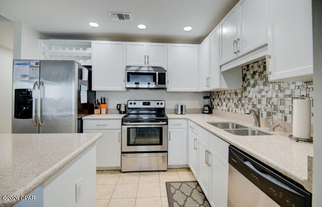 Laketown Wharf - Residential