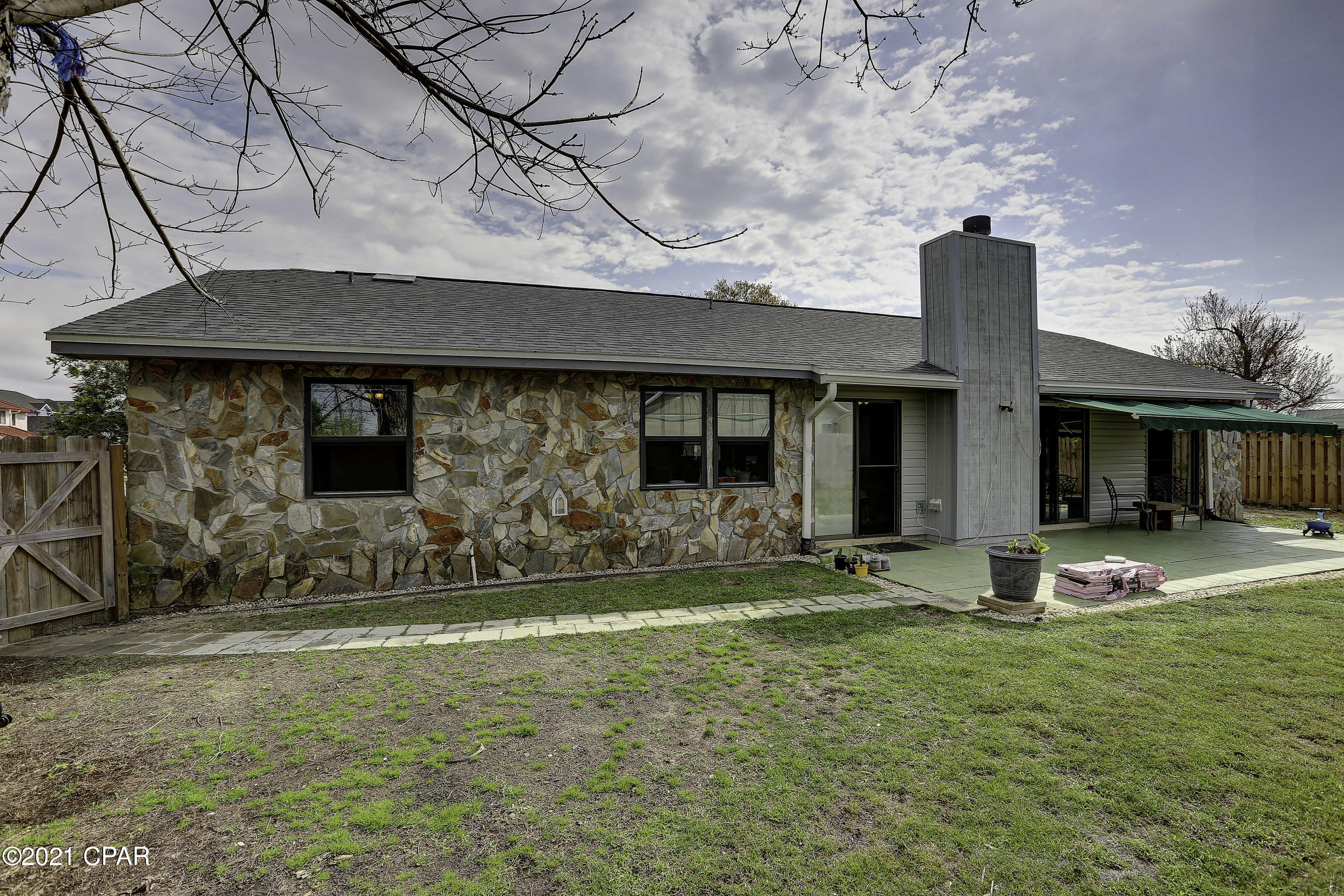 [No Recorded Subdiv] - Residential