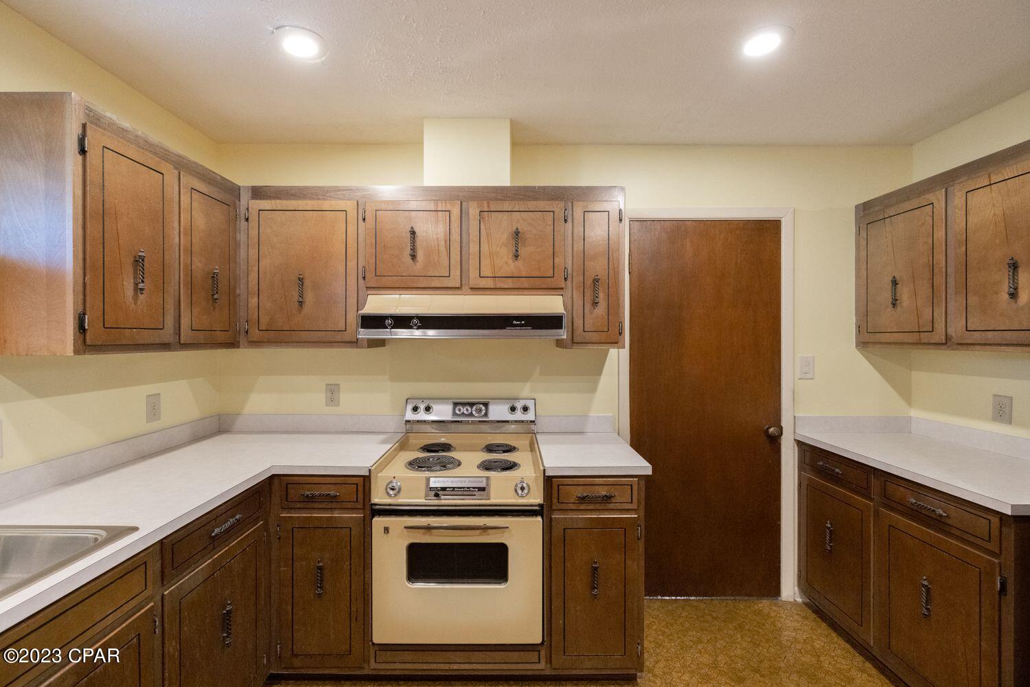 Point Royal Homes Unit 2 - Residential