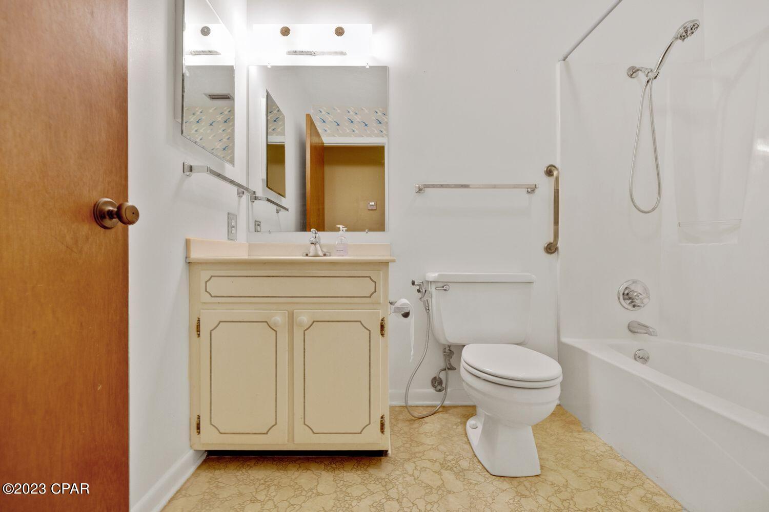 Point Royal Homes Unit 2 - Residential