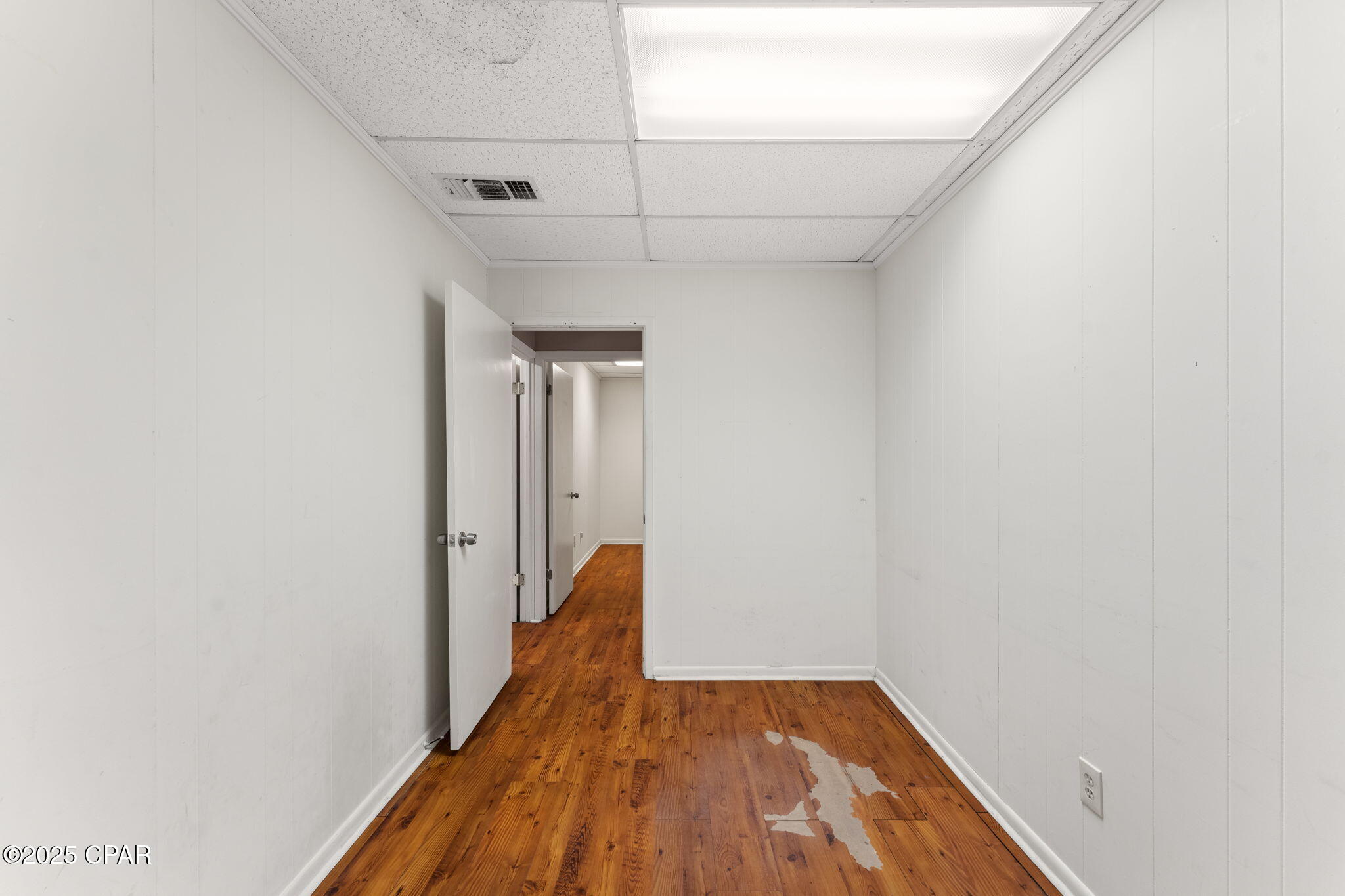 [No Recorded Subdiv] - Commercial Sale