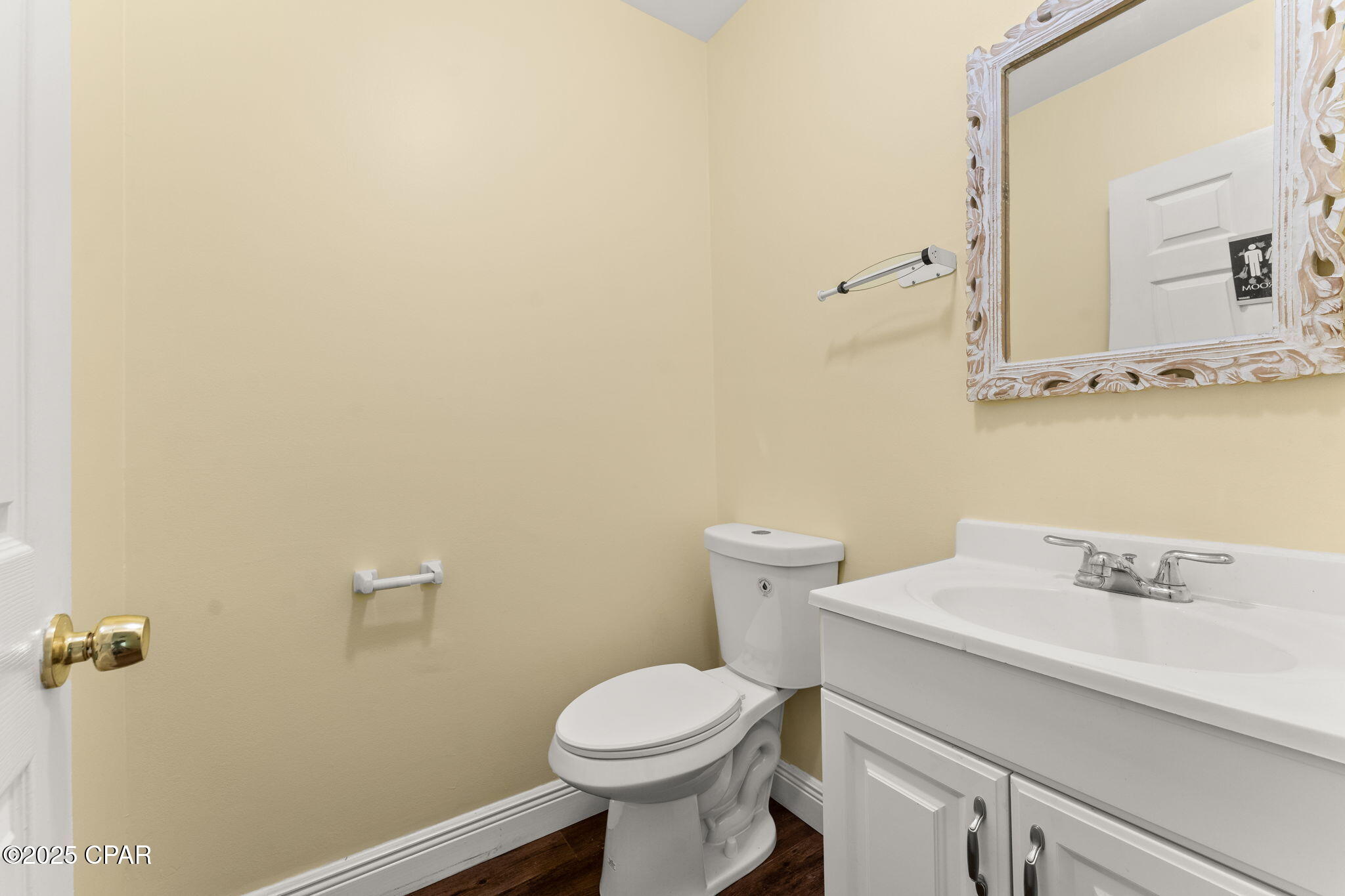 [No Recorded Subdiv] - Commercial Sale