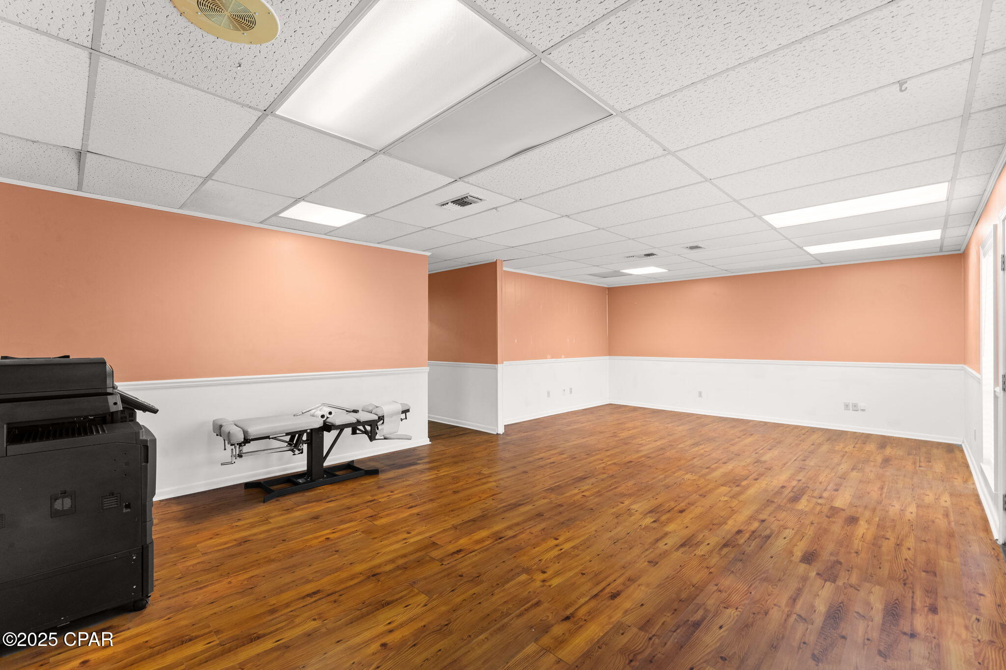 [No Recorded Subdiv] - Commercial Sale