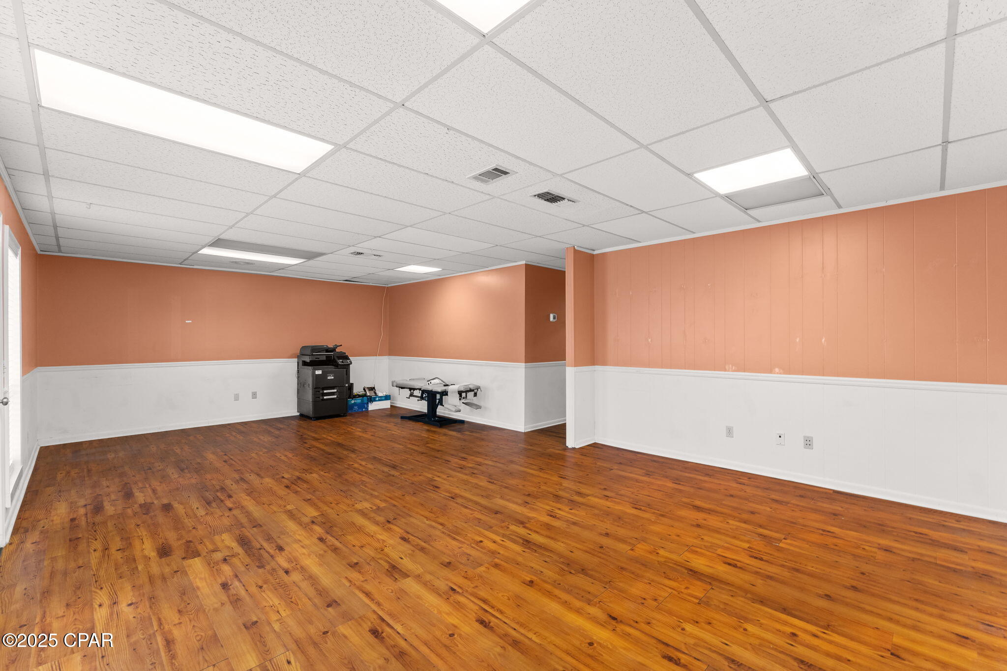 [No Recorded Subdiv] - Commercial Sale