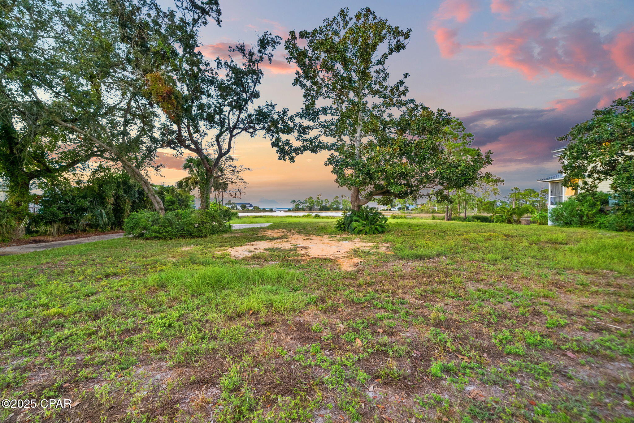 [No Recorded Subdiv] - Land