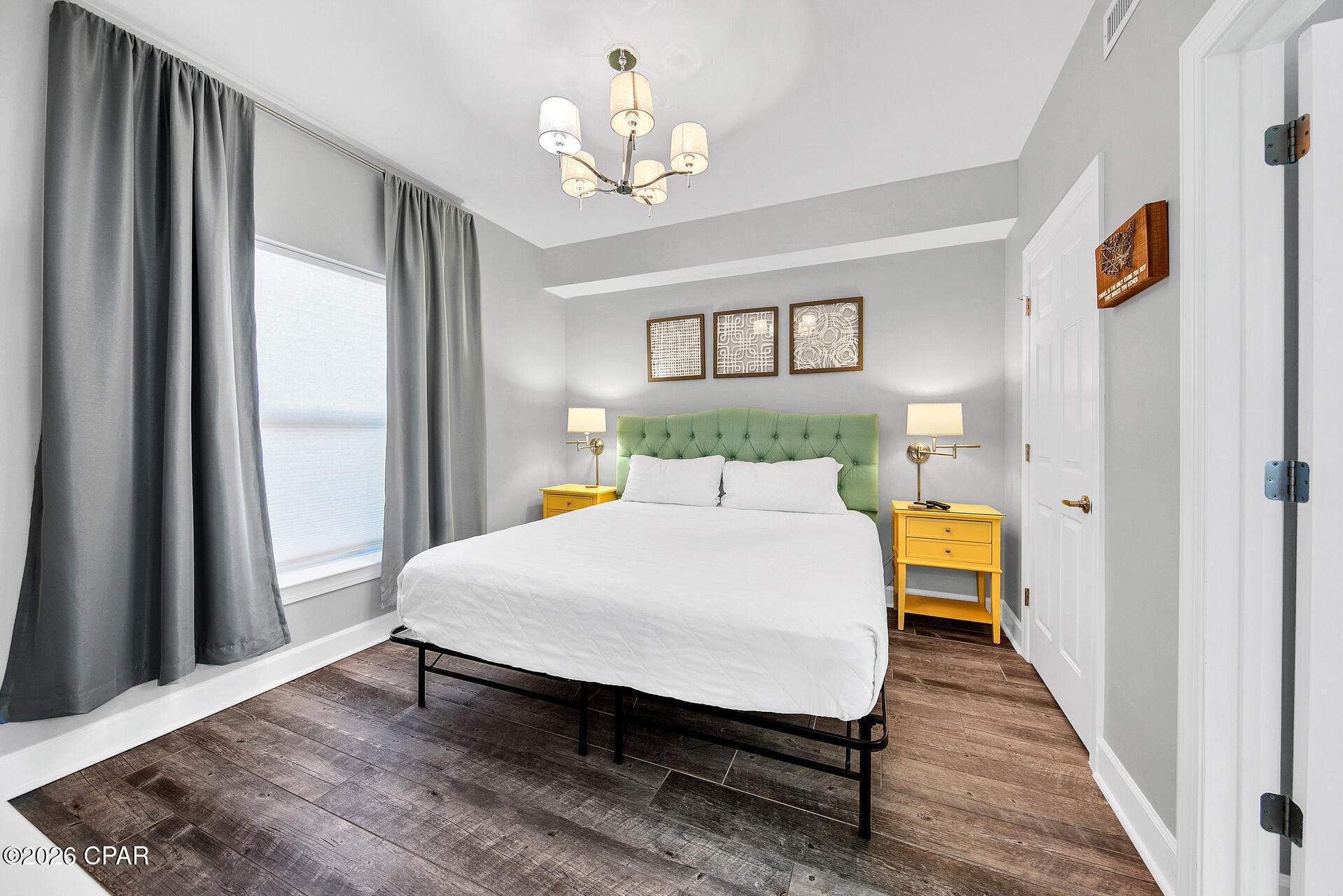 Twin Palms Resort - Residential