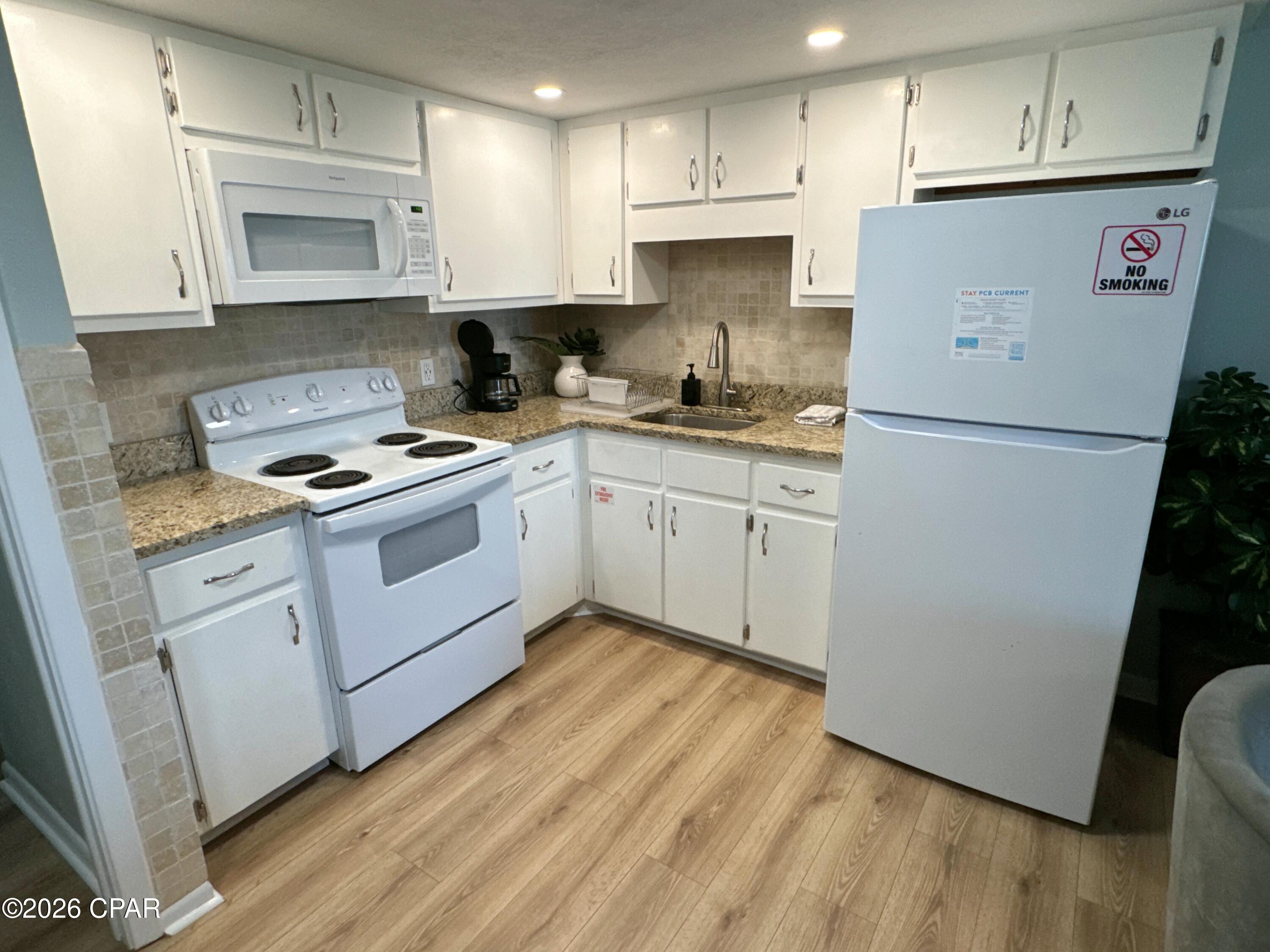 Hidden Lagoon - Residential