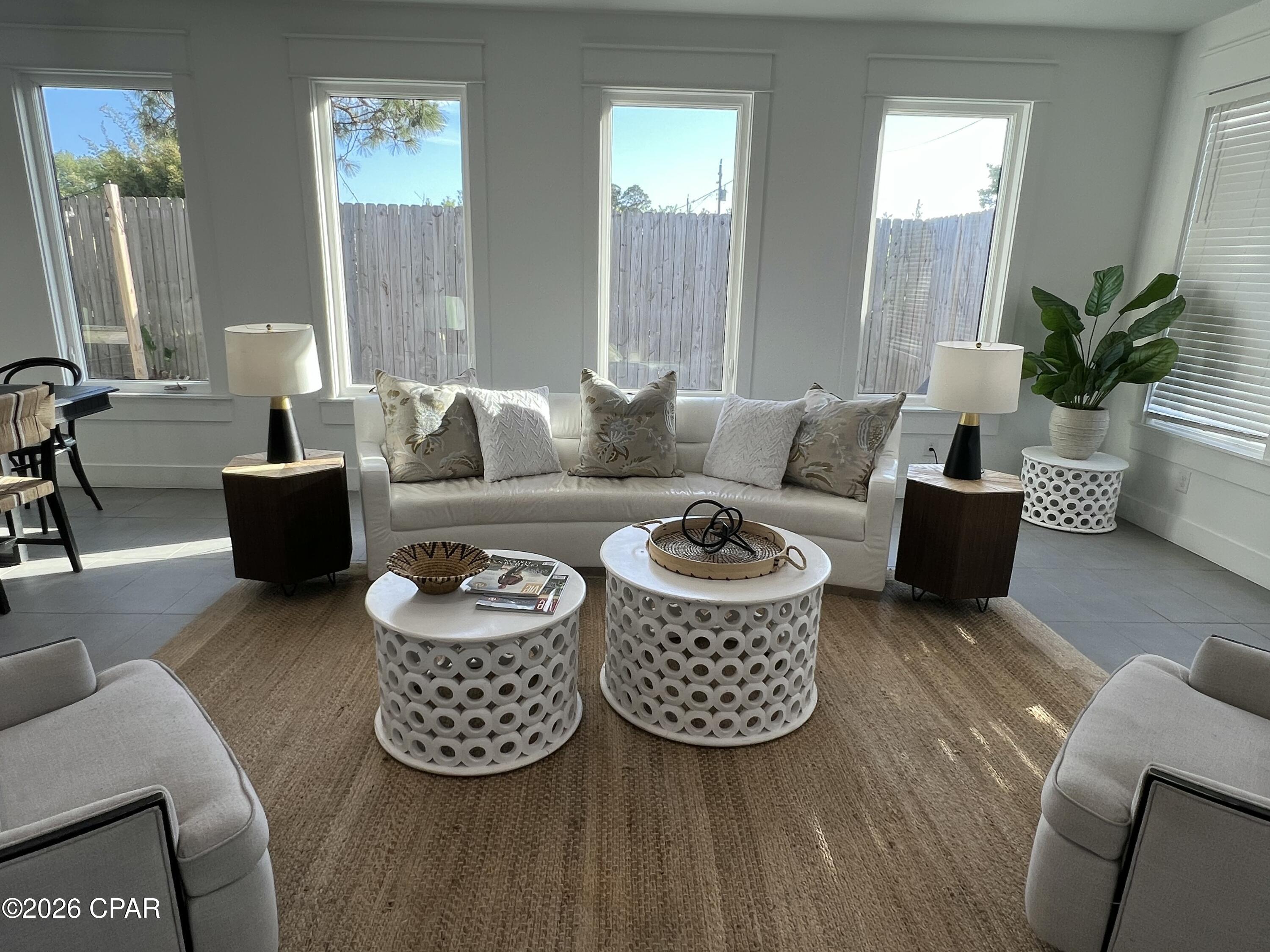 Laguna Beach 6th Add - Residential