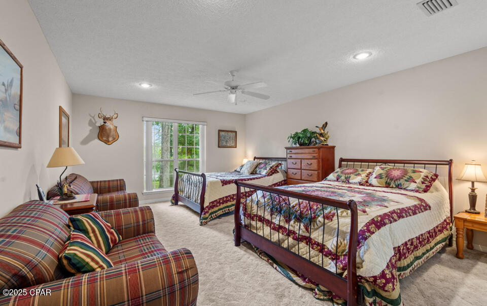 Paradise Lakes - Residential