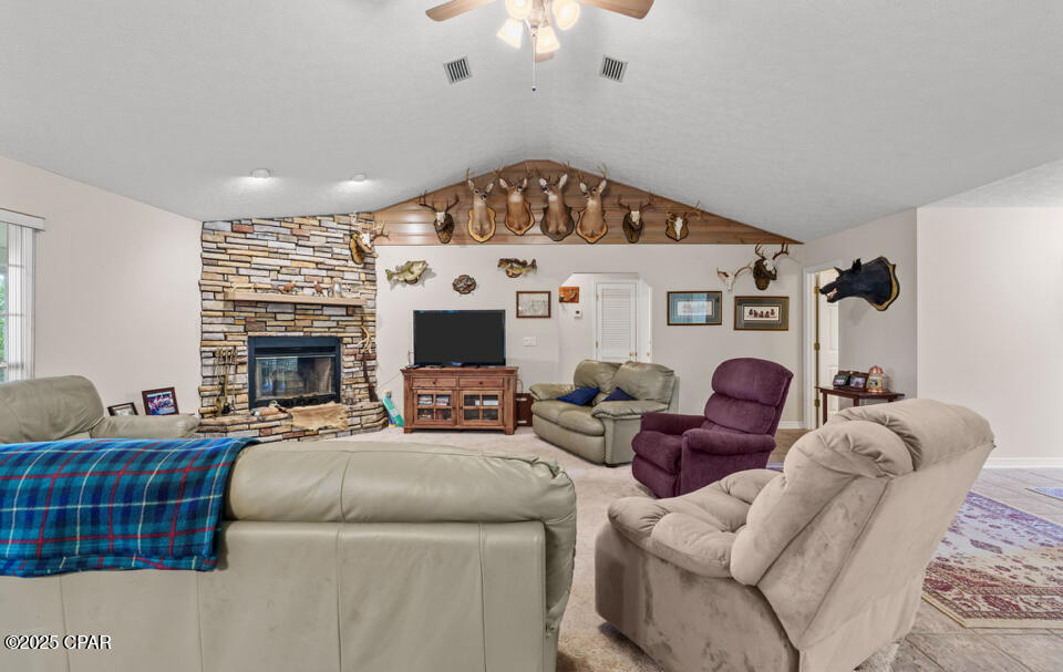 Paradise Lakes - Residential