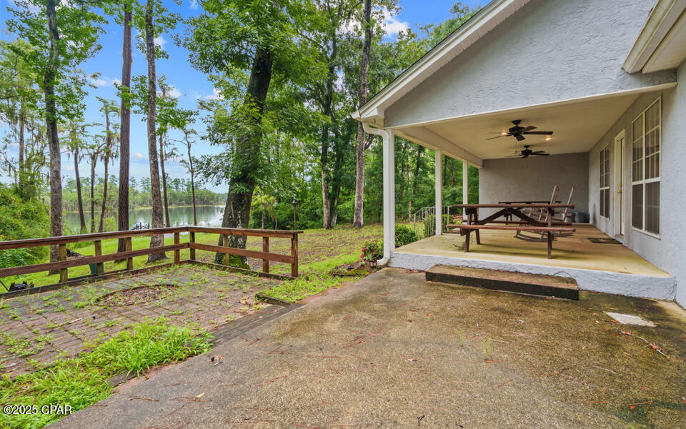 Paradise Lakes - Residential