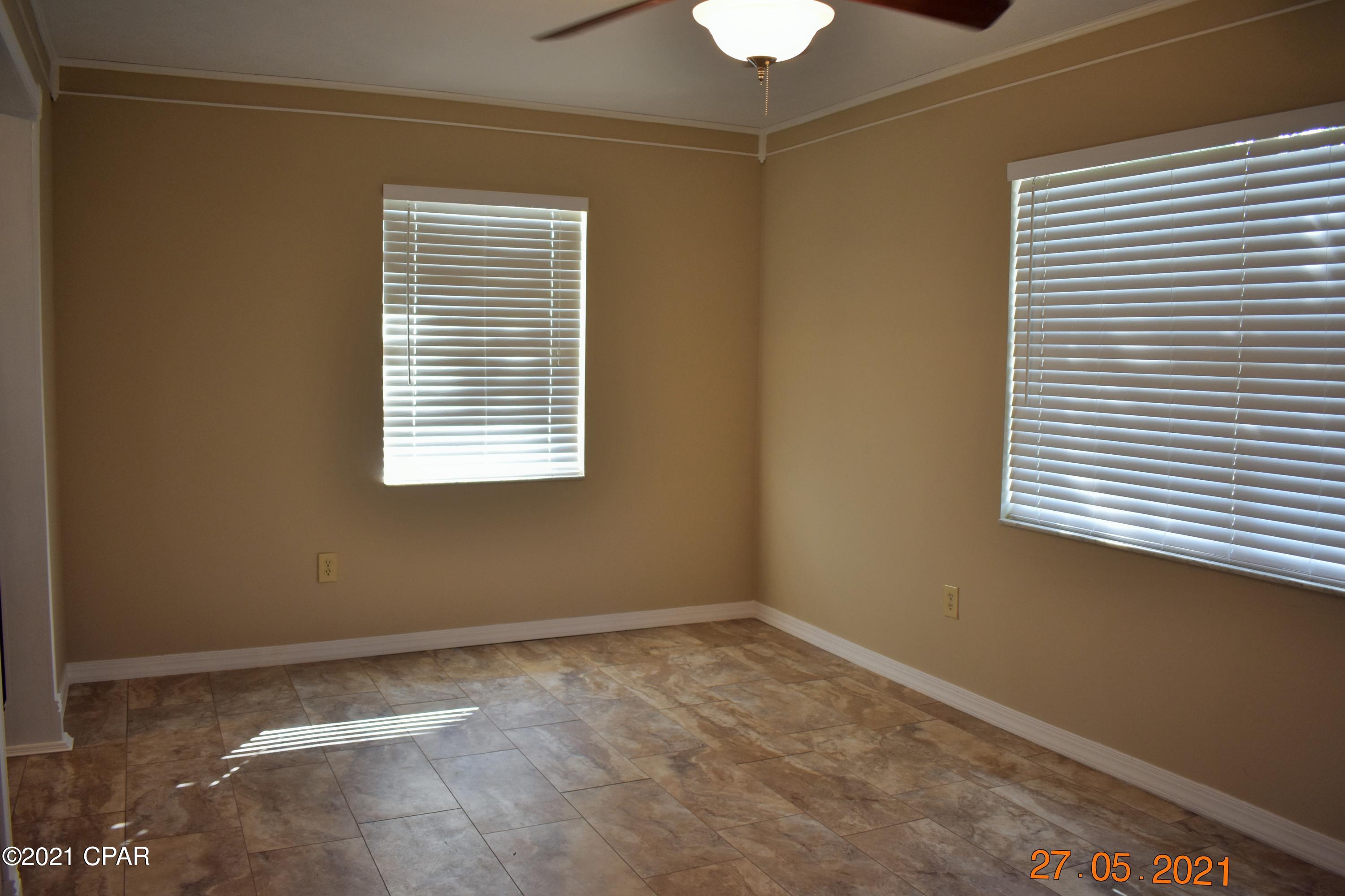 Sunny Hills Unit 4 - Residential